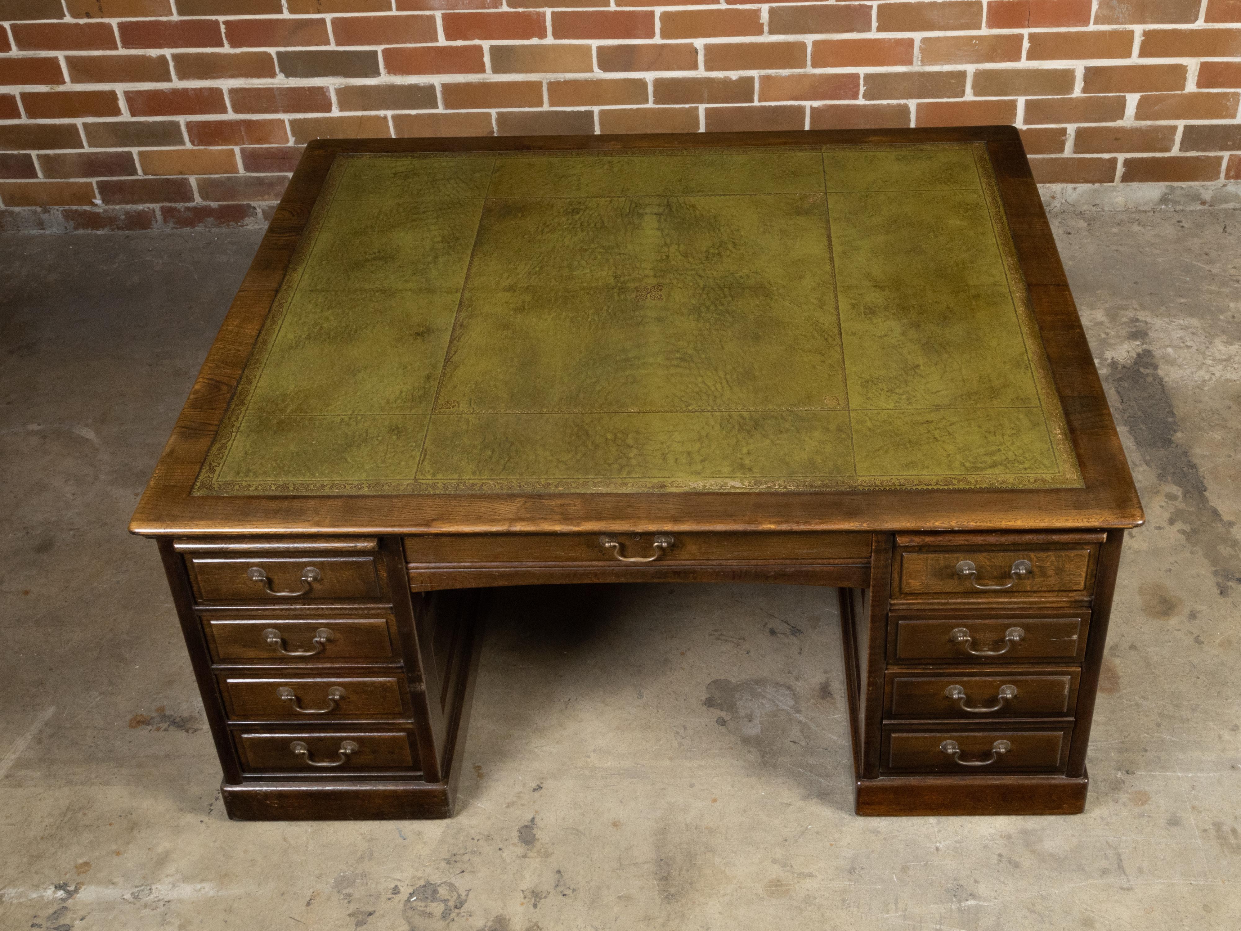 English 1870s Wood and Green Leather Partner's Desk with Multiple Drawers In Good Condition For Sale In Atlanta, GA