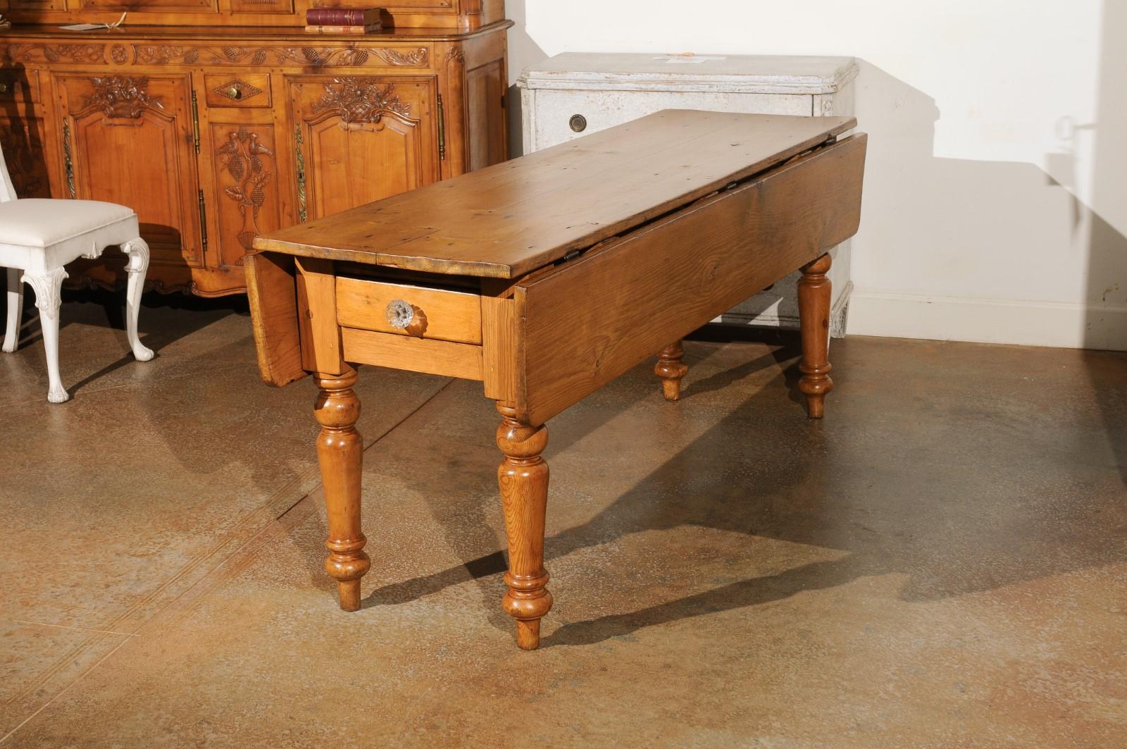 English 1875s Pine Drop Leaf Table with Two Lateral Drawers and Turned Legs For Sale 6