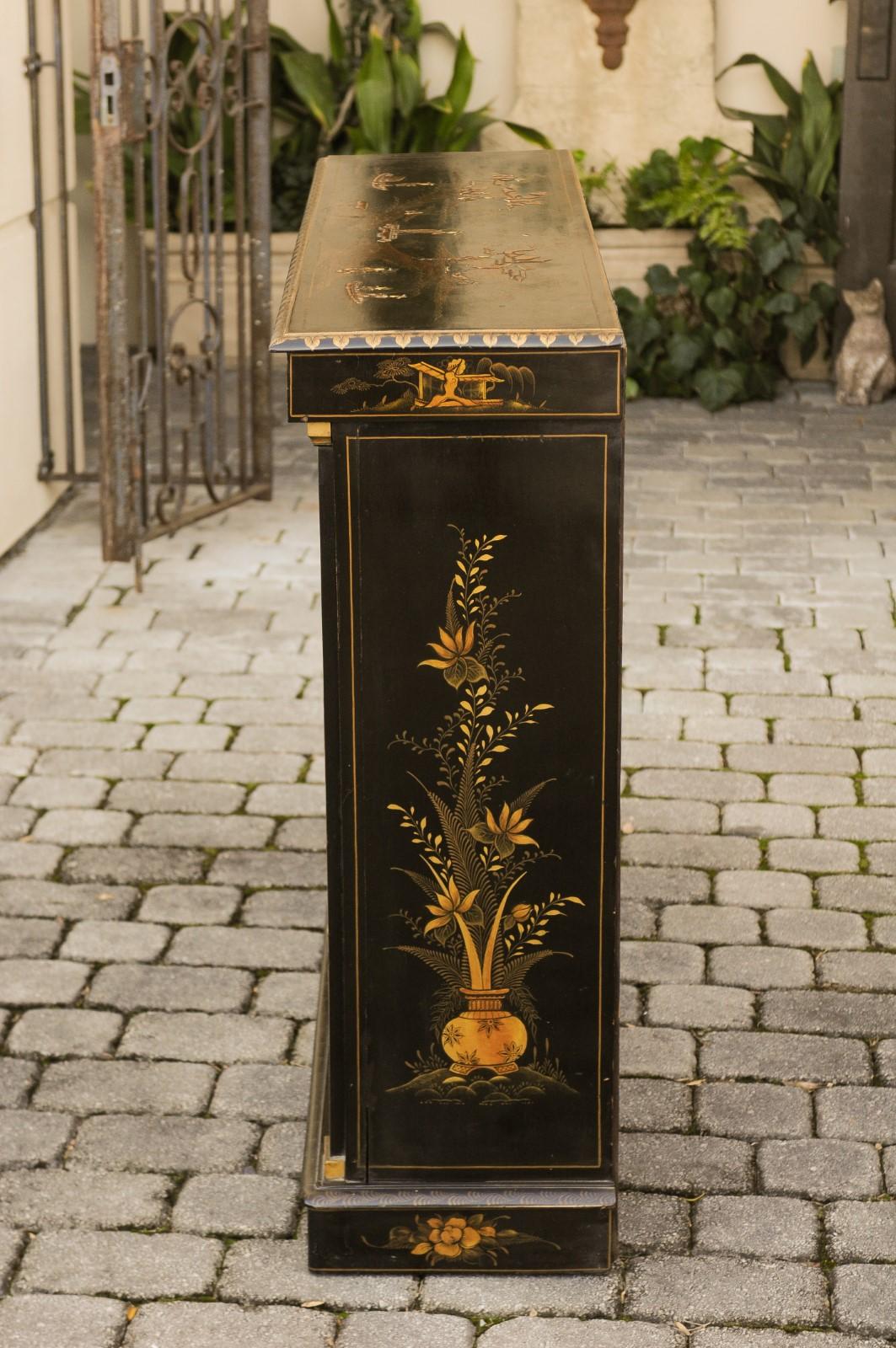 English 1880s Japanned Black Two-Door Buffet with Hand Painted Chinoiserie Decor 7