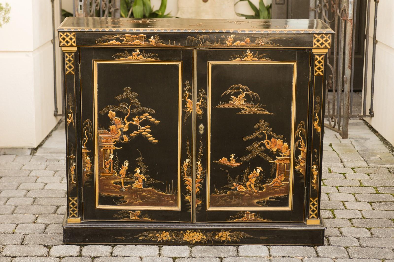 English 1880s Japanned Black Two-Door Buffet with Hand Painted Chinoiserie Decor 10