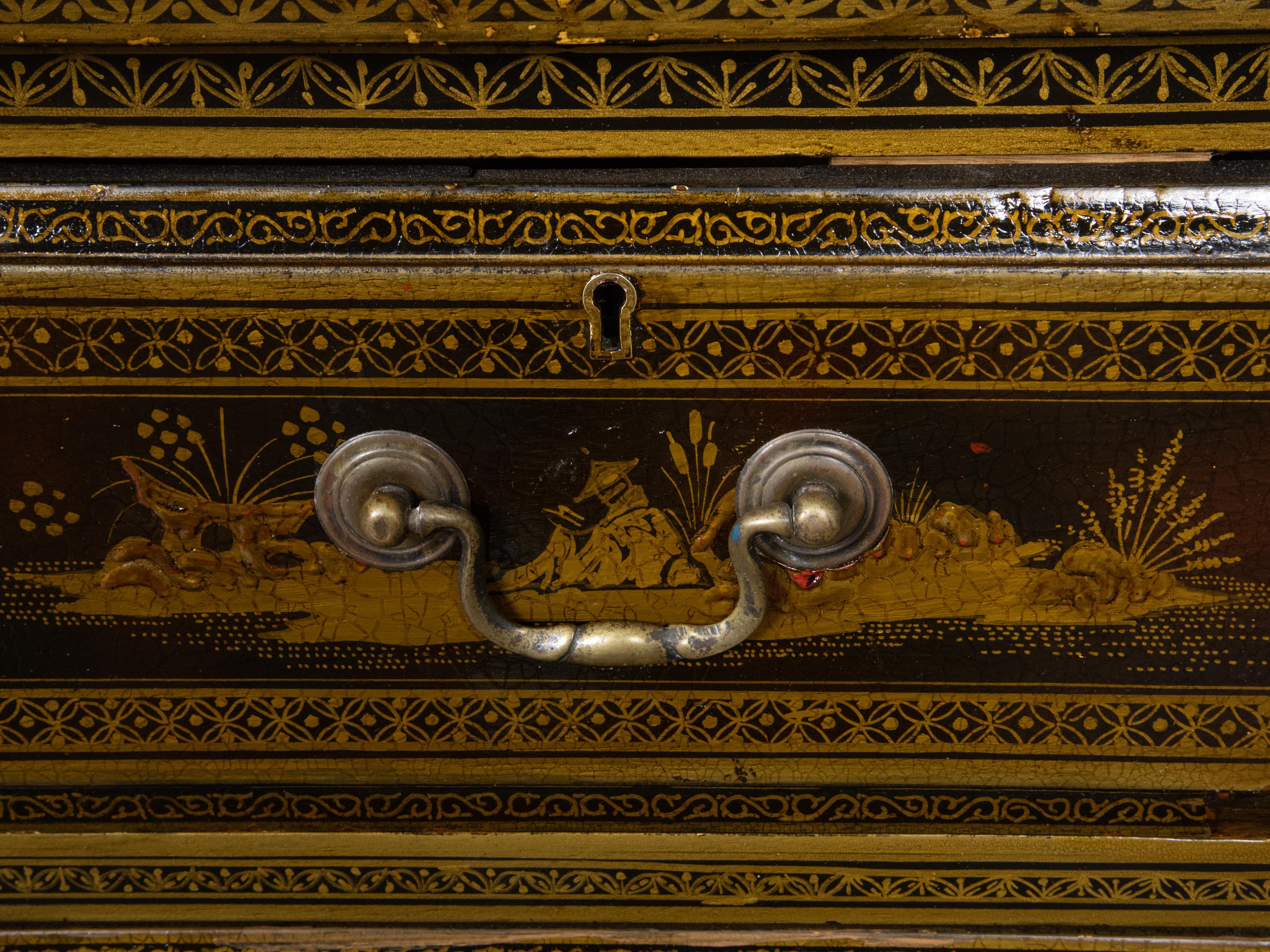English 1880s Lacquered Four Drawer Commode with Golden chinoiserie Décor 9