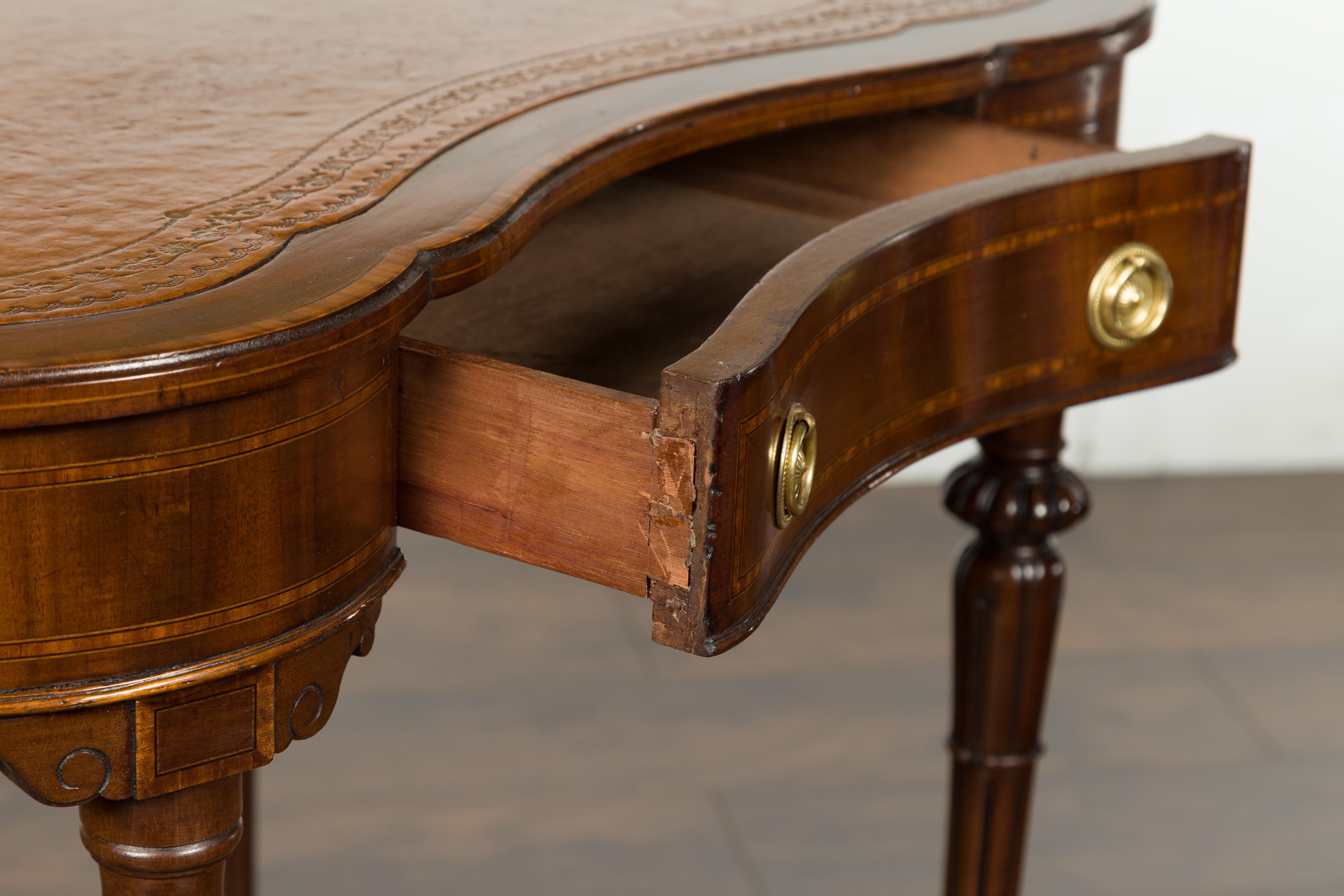 English 1880s Mahogany Kidney Table with Leather Top, Banding and Casters 8