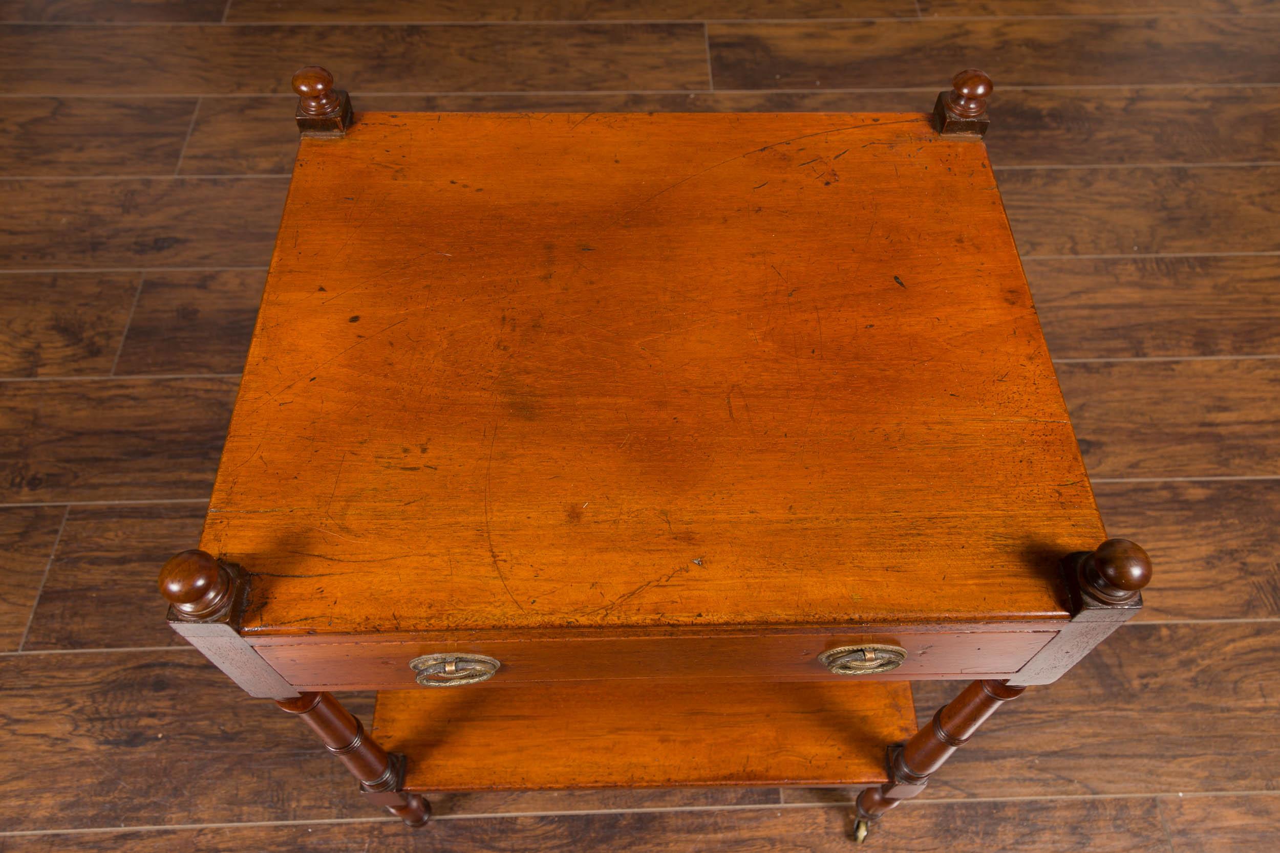 English 1880s Mahogany Trolley with Single Drawer, Lower Shelf and Casters 7