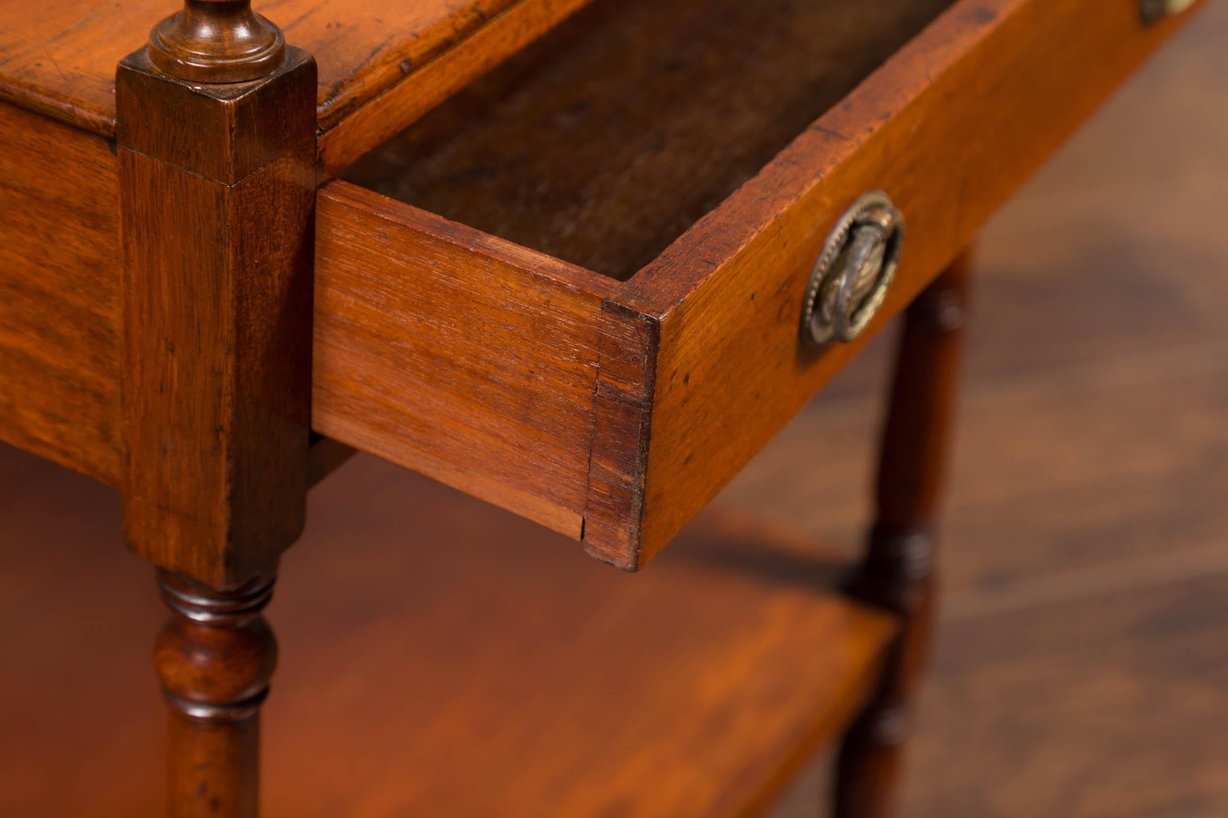 English 1880s Mahogany Trolley with Single Drawer, Lower Shelf and Casters 2