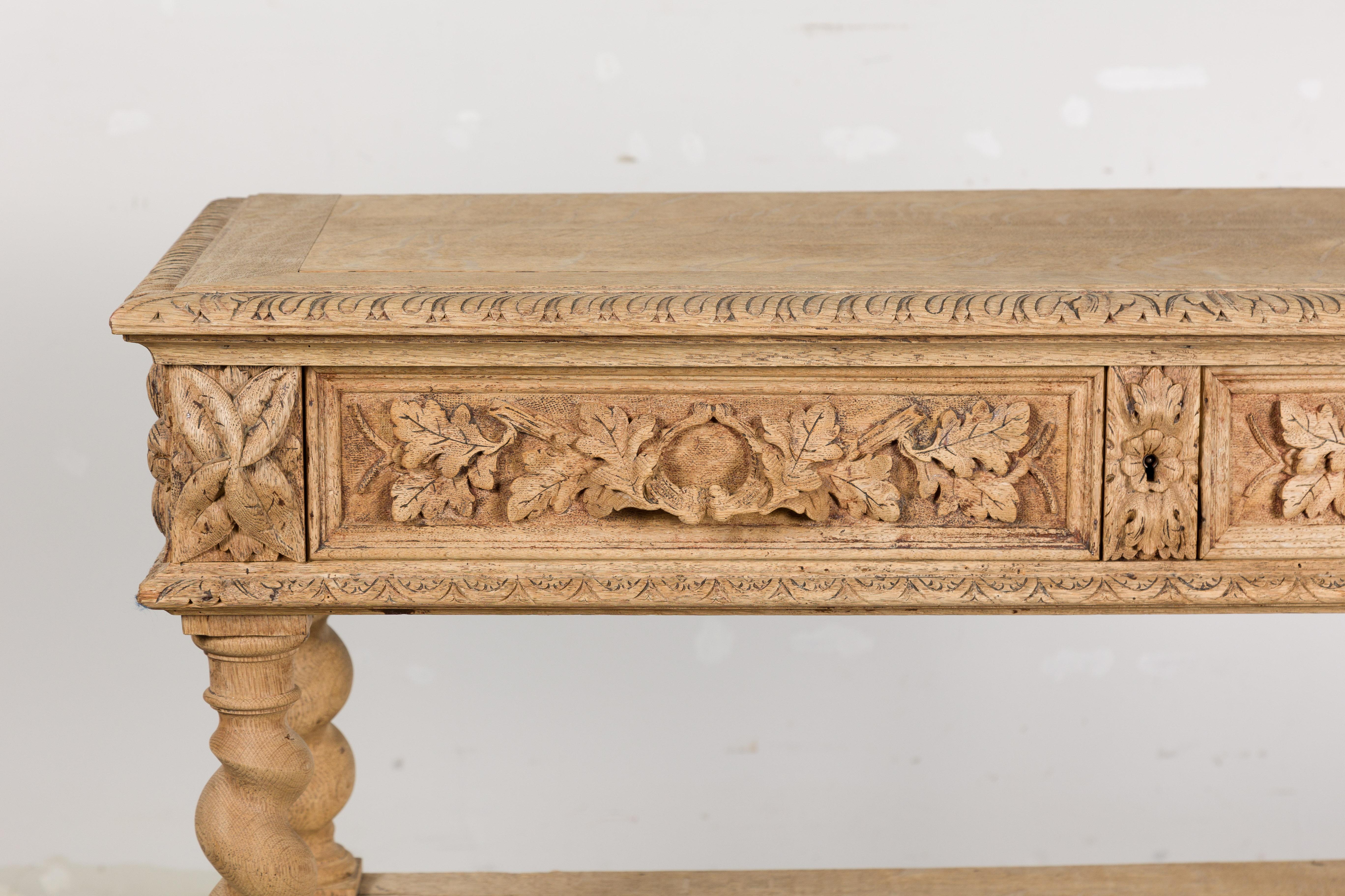 English 1880s Oak Barley Twist Console Table with Two Foliage Carved Drawers For Sale 2