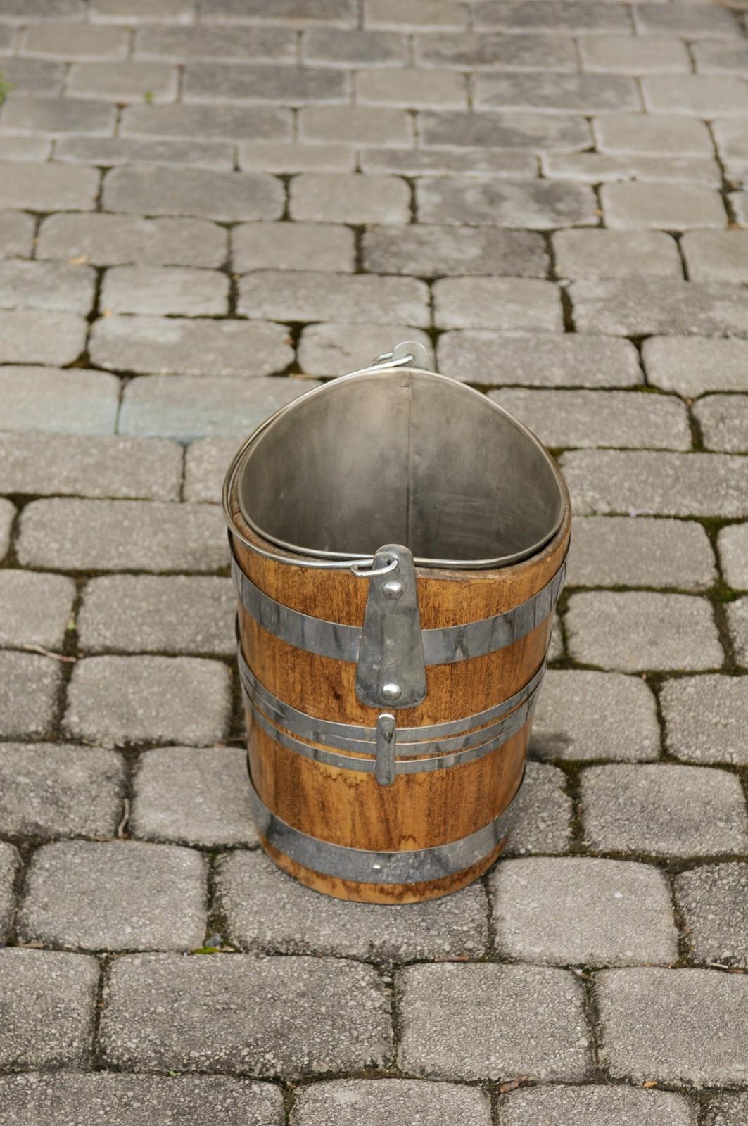 English 1880s Oak Bucket with Silver Plated Accents, Liner and Large Handle 1
