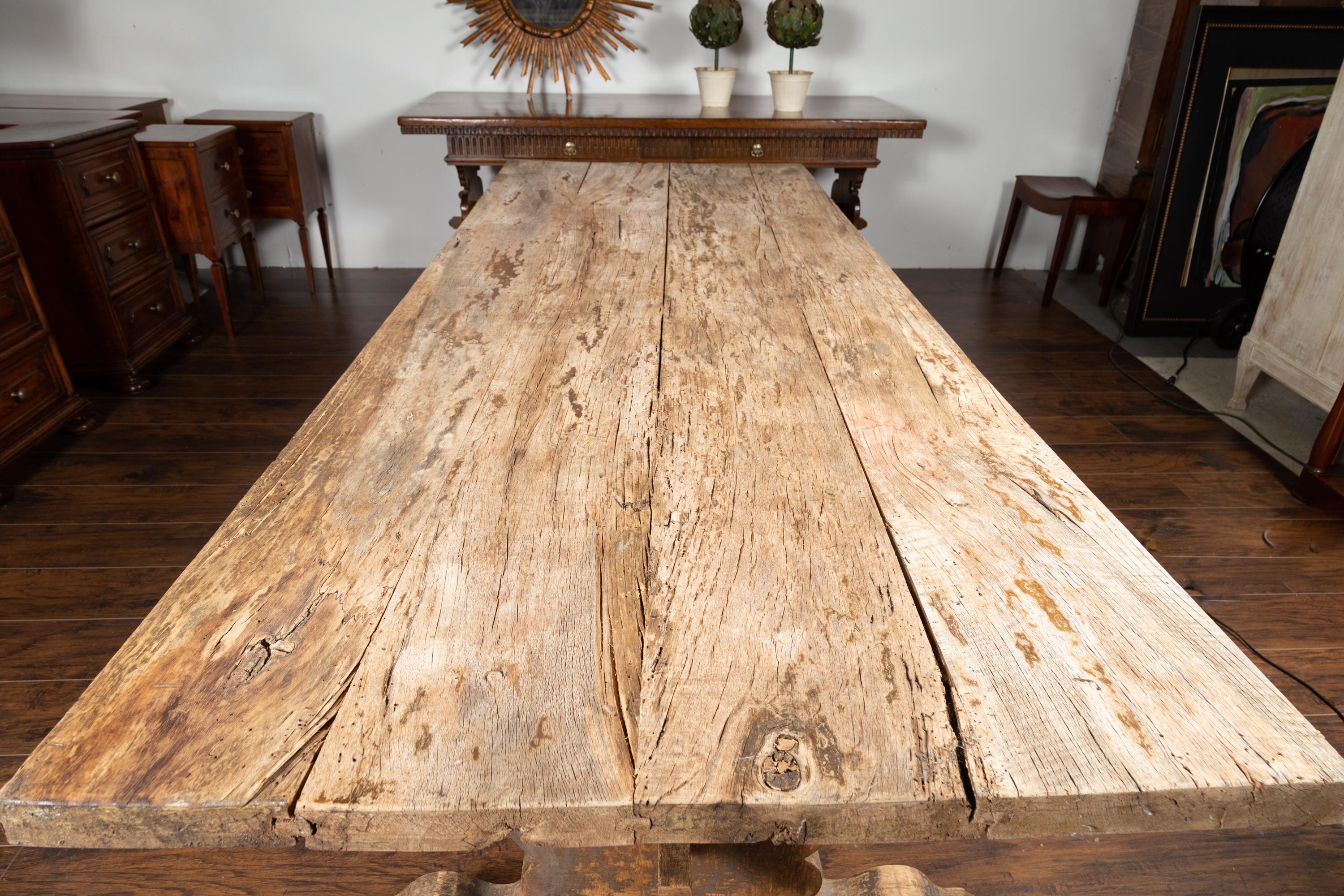 oak trestle table
