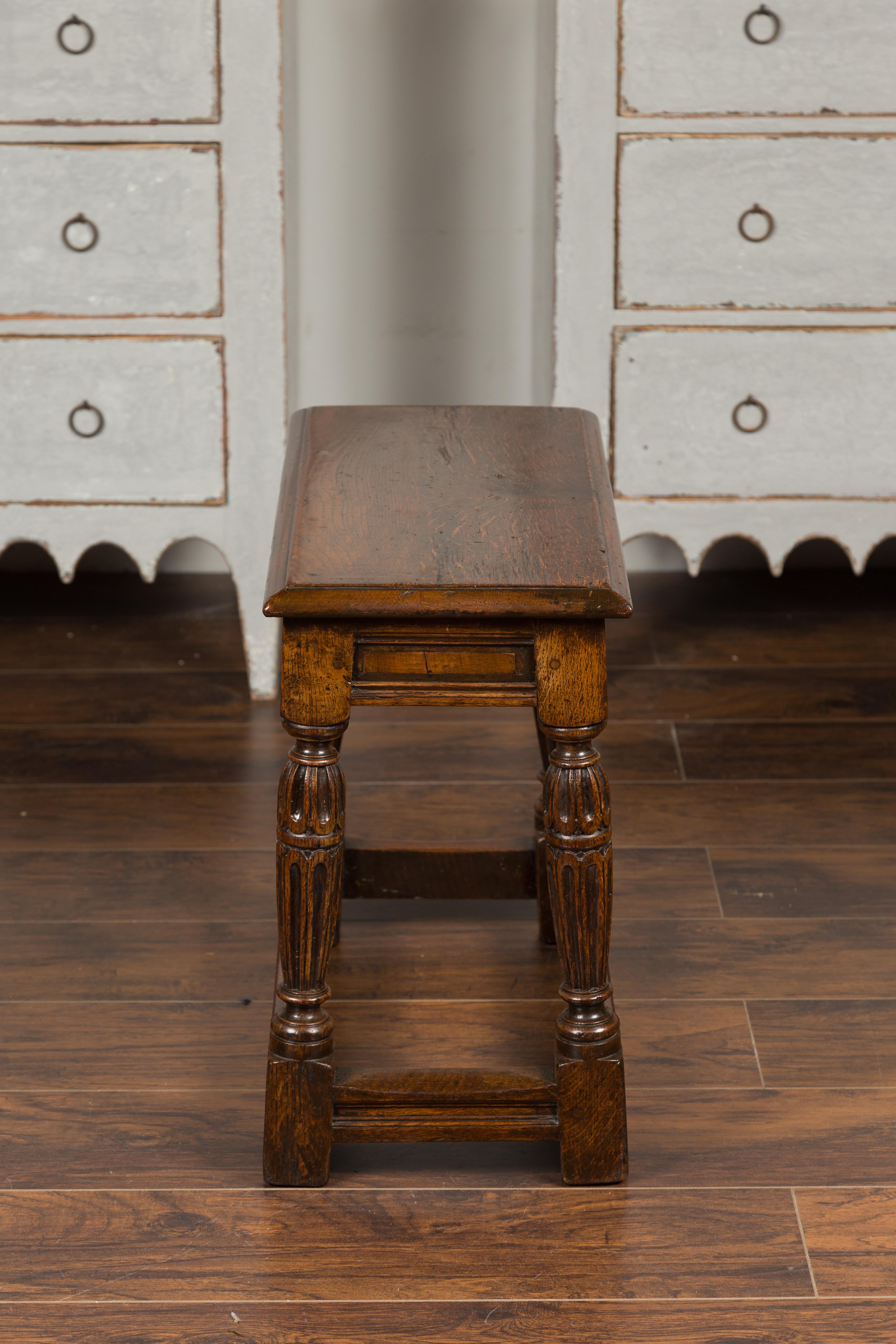 English 1880s Oak Joint Stool with Inlaid Apron, Carved Legs and Side Stretchers 4