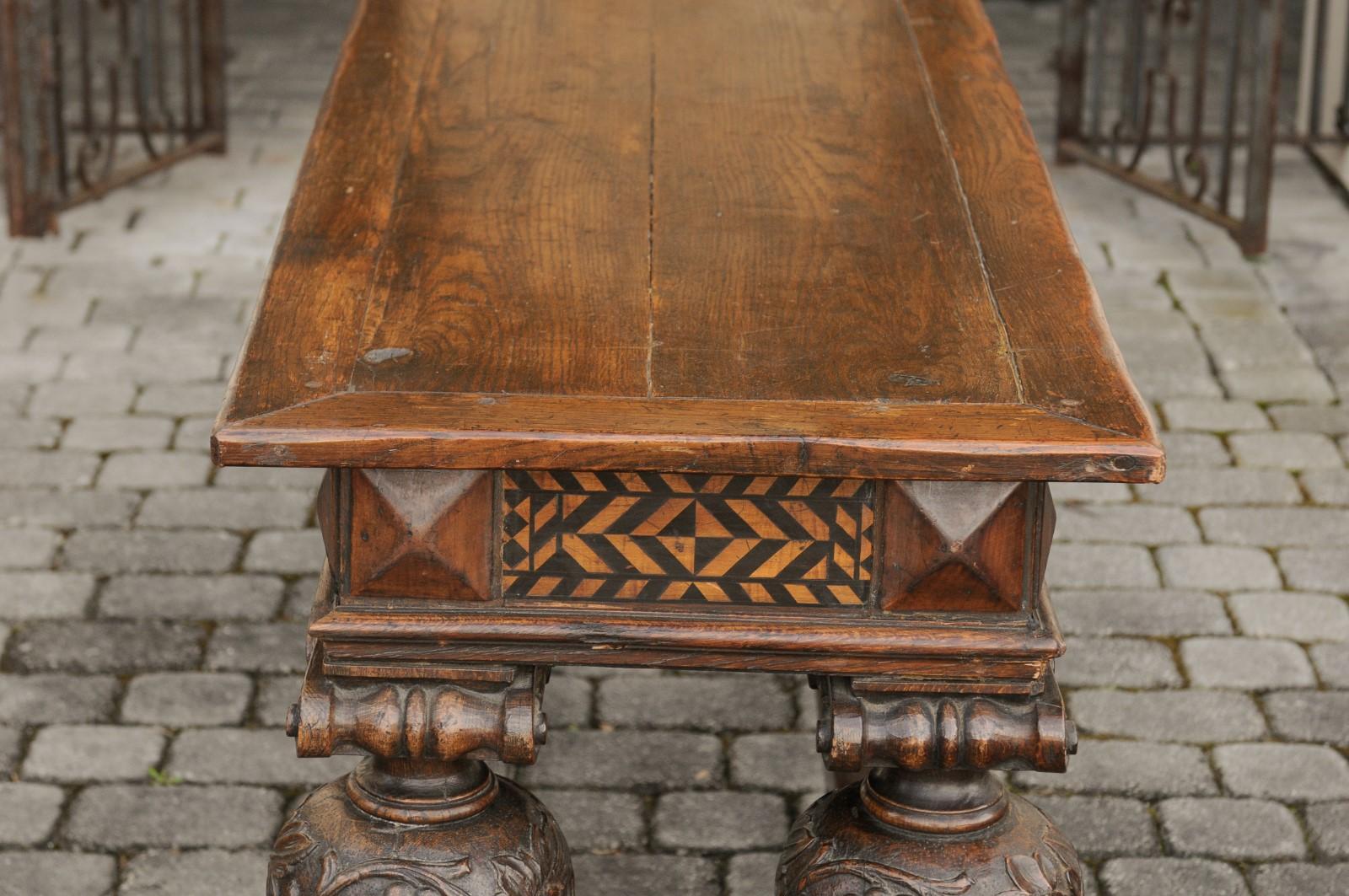 19th Century English 1880s Oak Serving Table with Black Geometrical Décor and Carved Legs