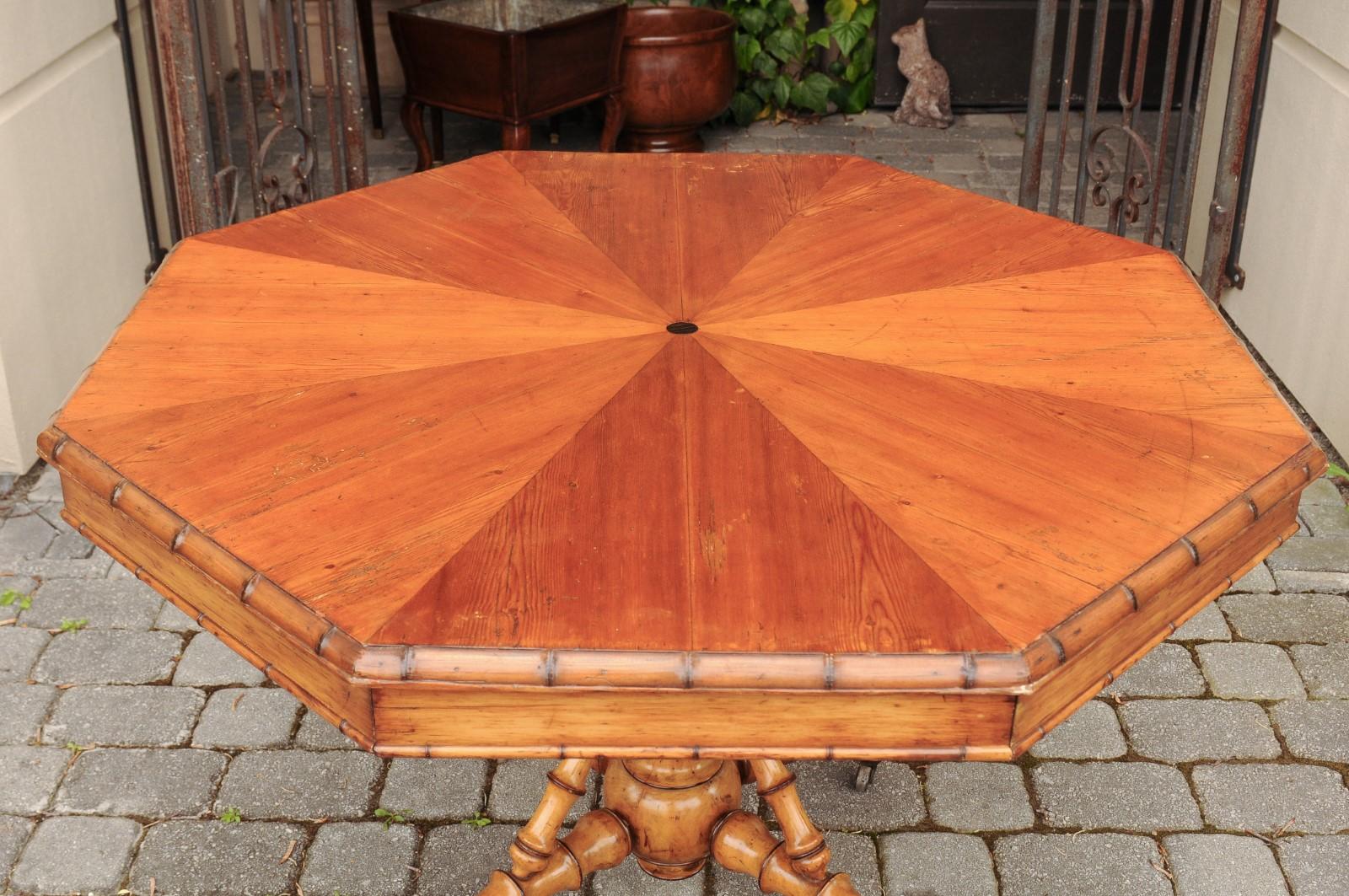 English 1880s Pine Octagonal Table with Faux-Bamboo Base and Radiating Veneer In Good Condition In Atlanta, GA
