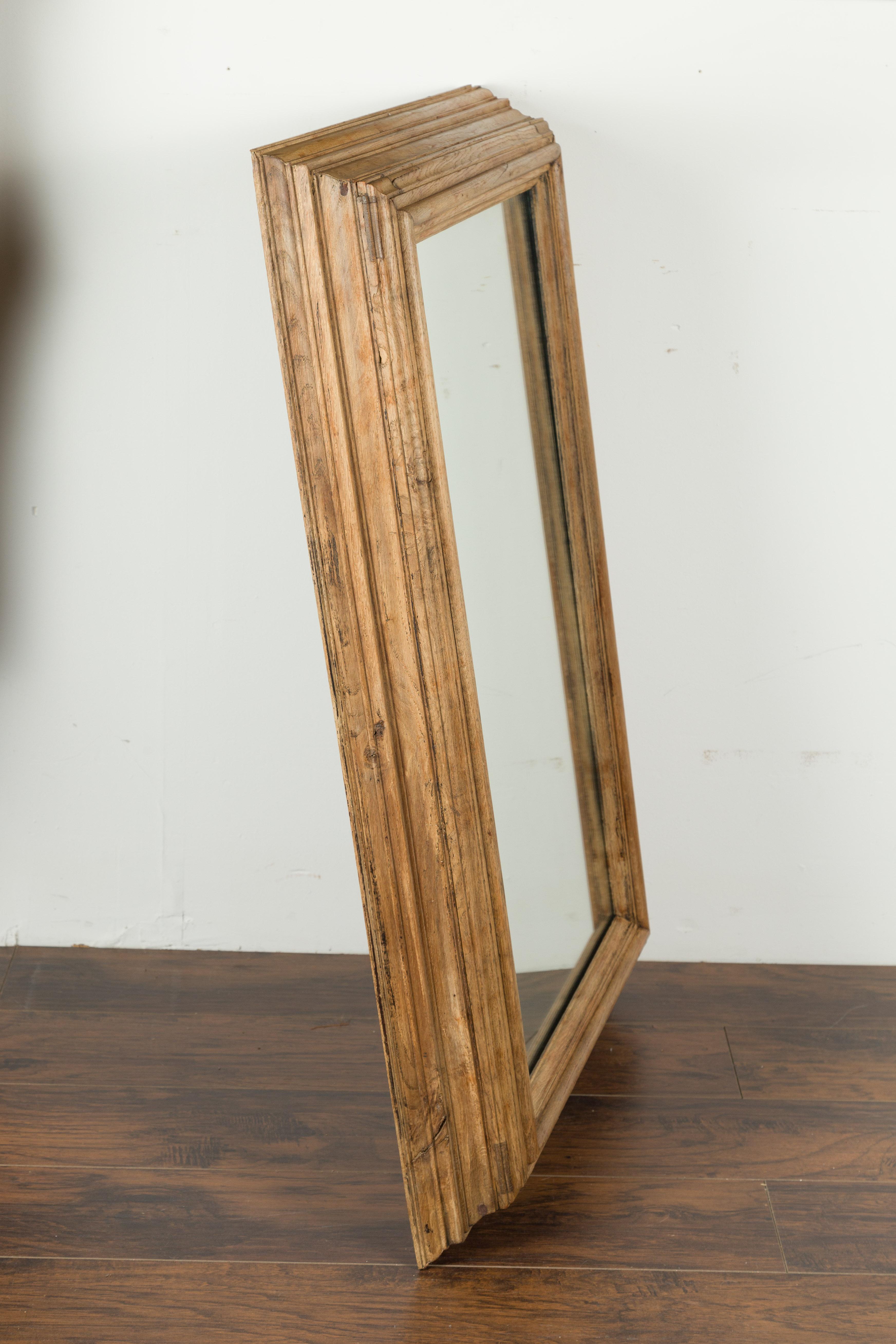 English 1880s Rustic Oak Mirror with Molded Frame and Natural Finish 12