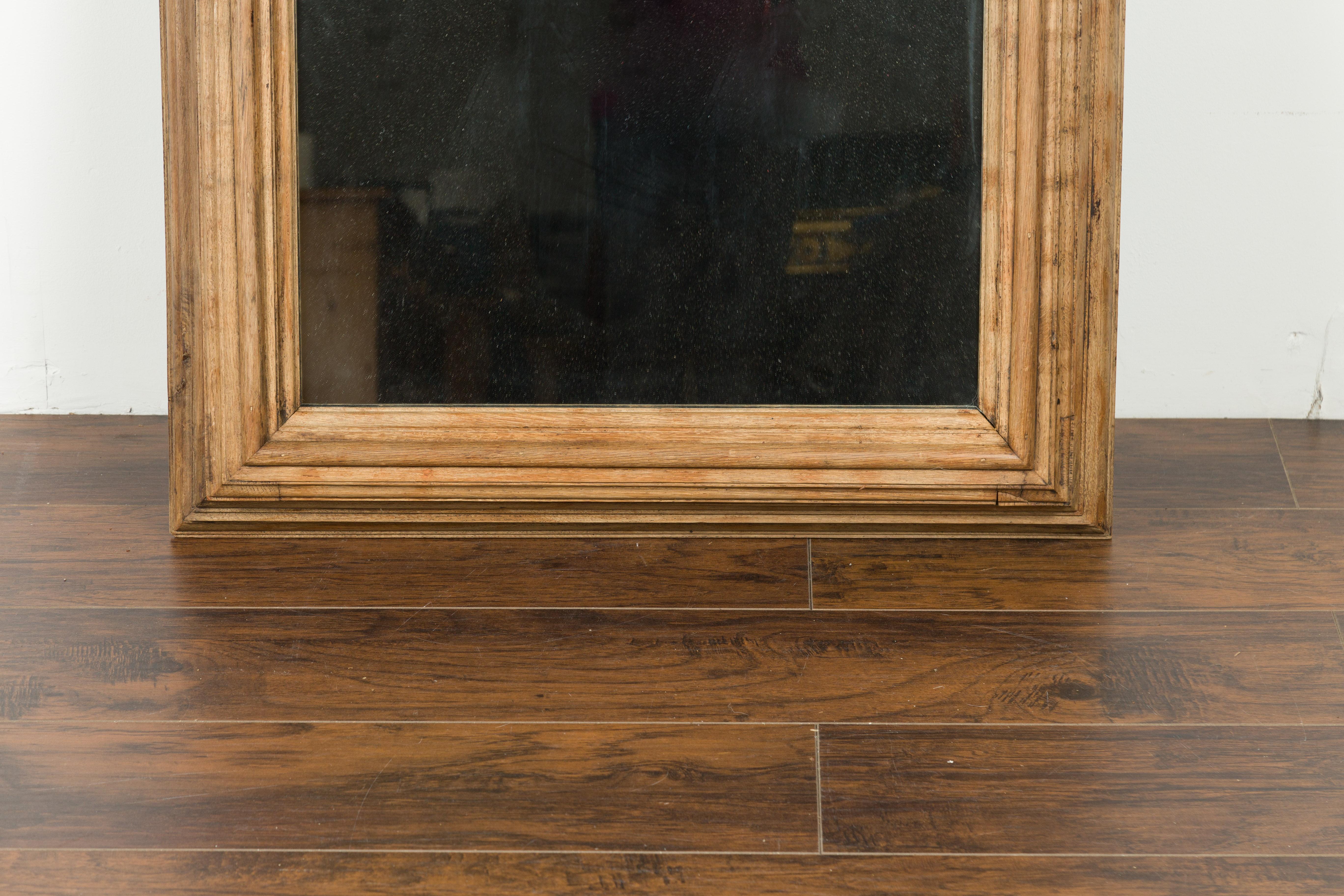 19th Century English 1880s Rustic Oak Mirror with Molded Frame and Natural Finish