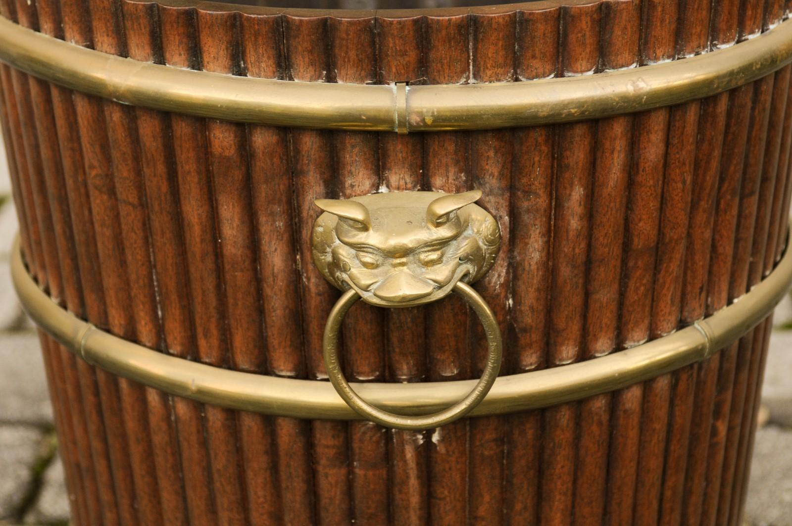 English 1880s Wood Bucket Planter with Reeded Motifs and Stylized Brass Bulls 6