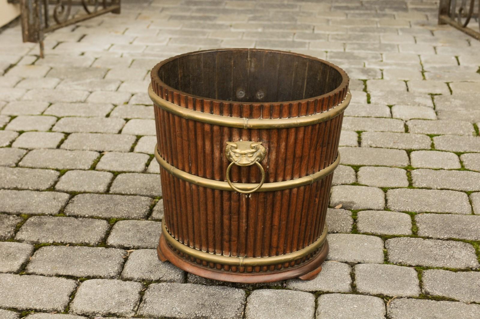 English 1880s Wood Bucket Planter with Reeded Motifs and Stylized Brass Bulls 5