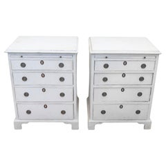 Antique English 1890s Off White Pine Commodes with Four Graduating Drawers and Pull-Outs