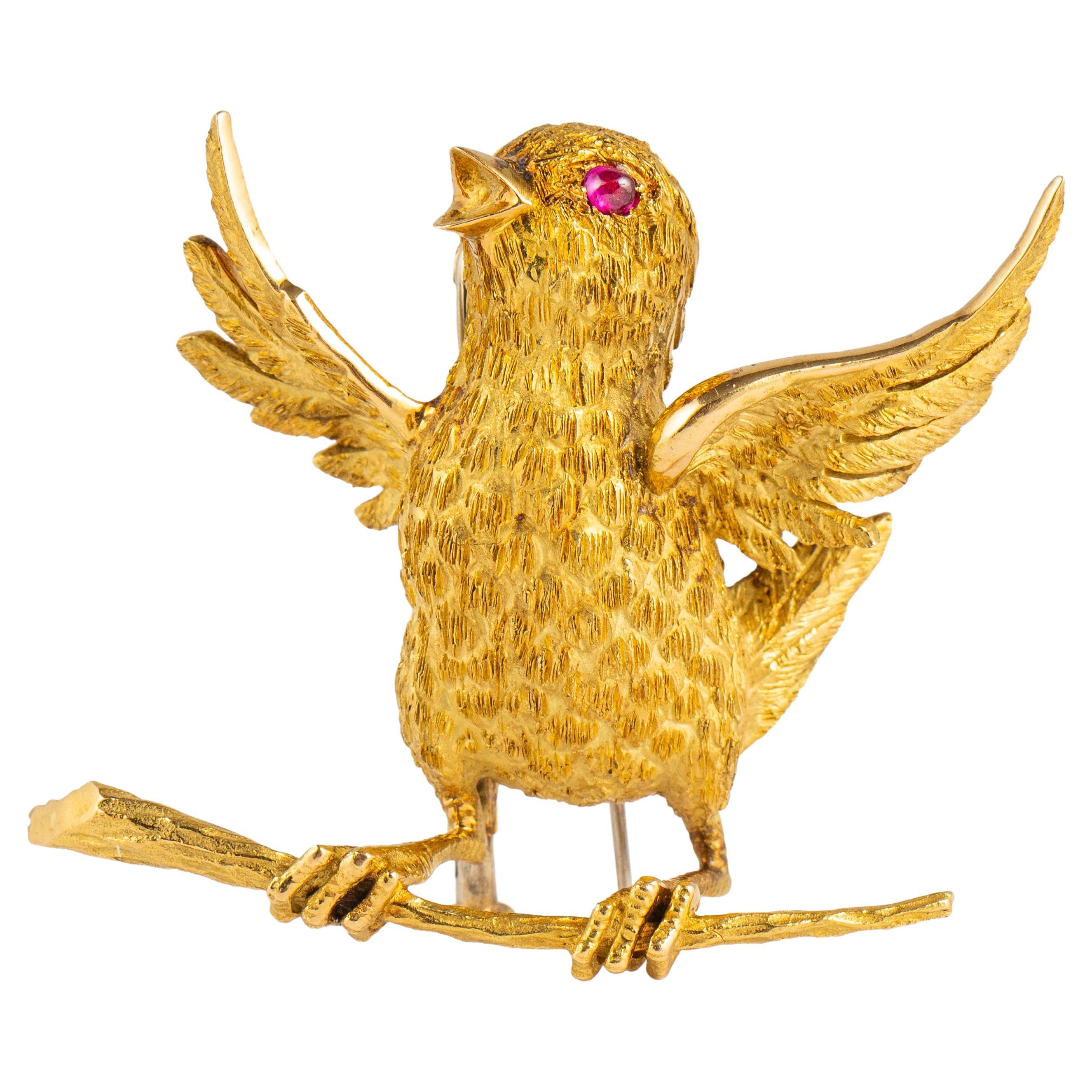 English 18k Gold Chirping Chick Brooch, Garrard & Company, 1970s For Sale