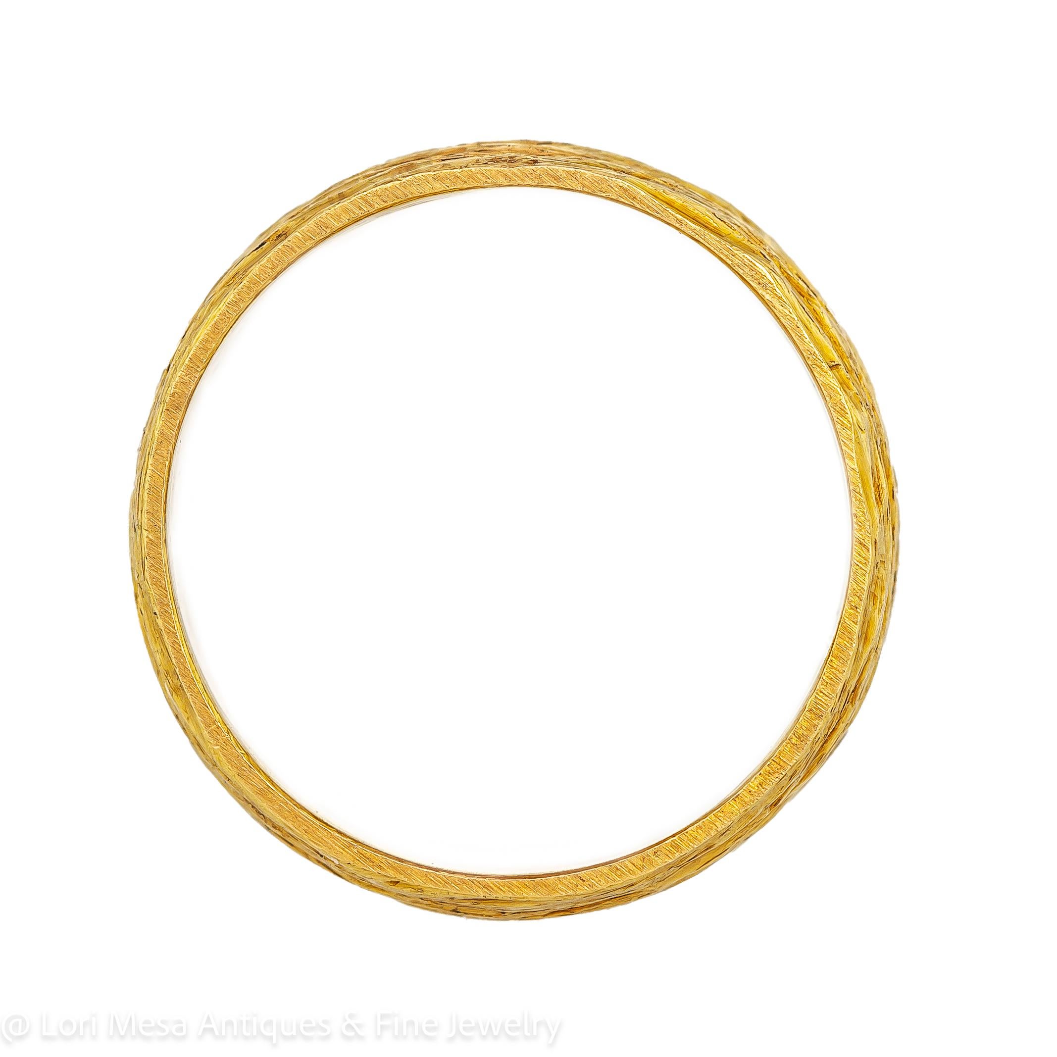English 18Kt Yellow Gold Wide Circa 1965 Ring For Sale 1