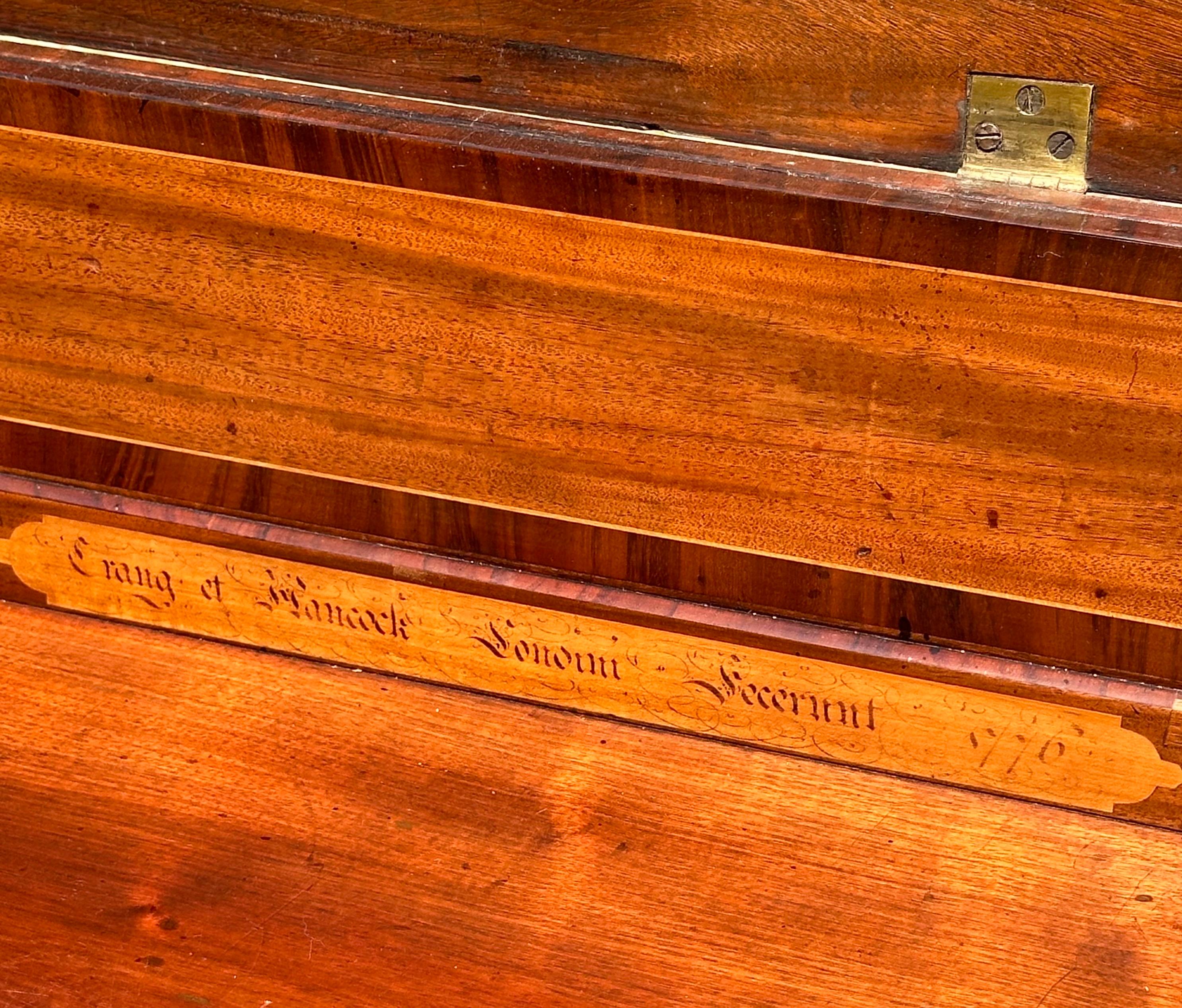 Englischer umgewandelter Schreibtisch aus dem 18. Jahrhundert von Crang & Hancock London im Zustand „Gut“ im Angebot in Vero Beach, FL