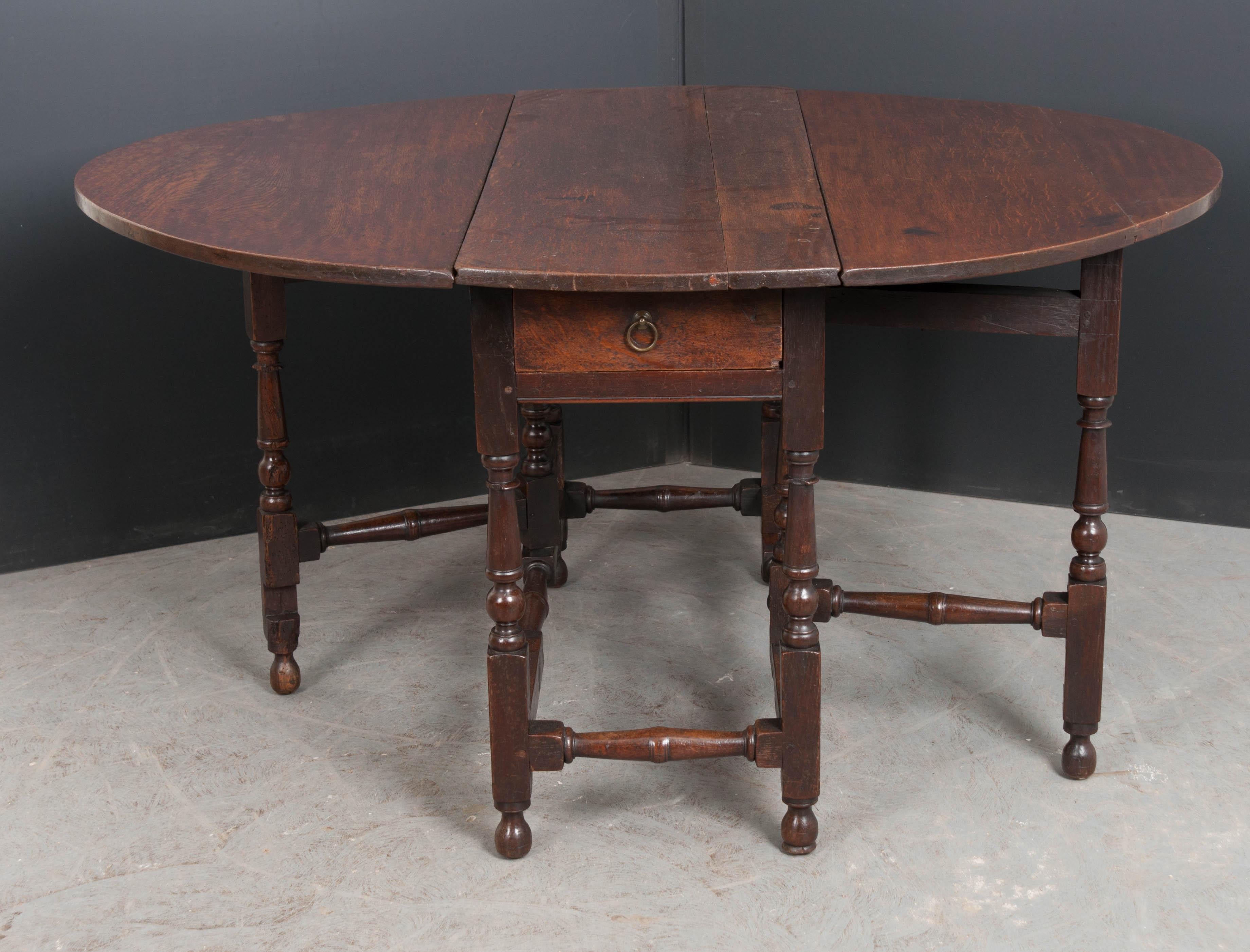 English 18th Century George III Gate-Leg Oak Table 9