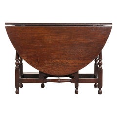 English 18th Century George III Gate-Leg Oak Table