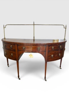 Anglais 18ème siècle George III Mahogany Demi-Lune Sideboard circa 1790.