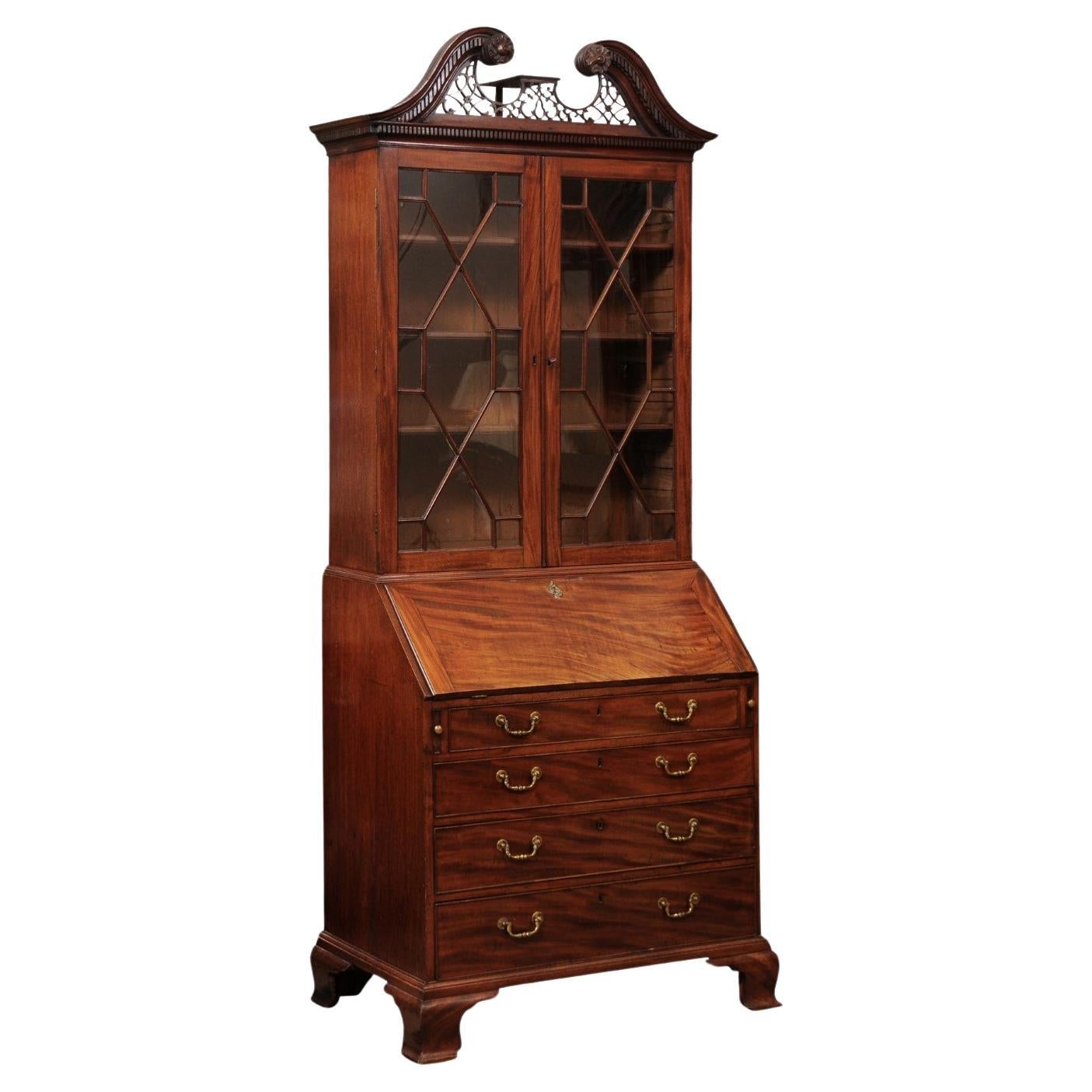 Englisch 18. Jahrhundert georgianischen Mahagoni Bureau Bücherregal mit Swan Hals Giebel