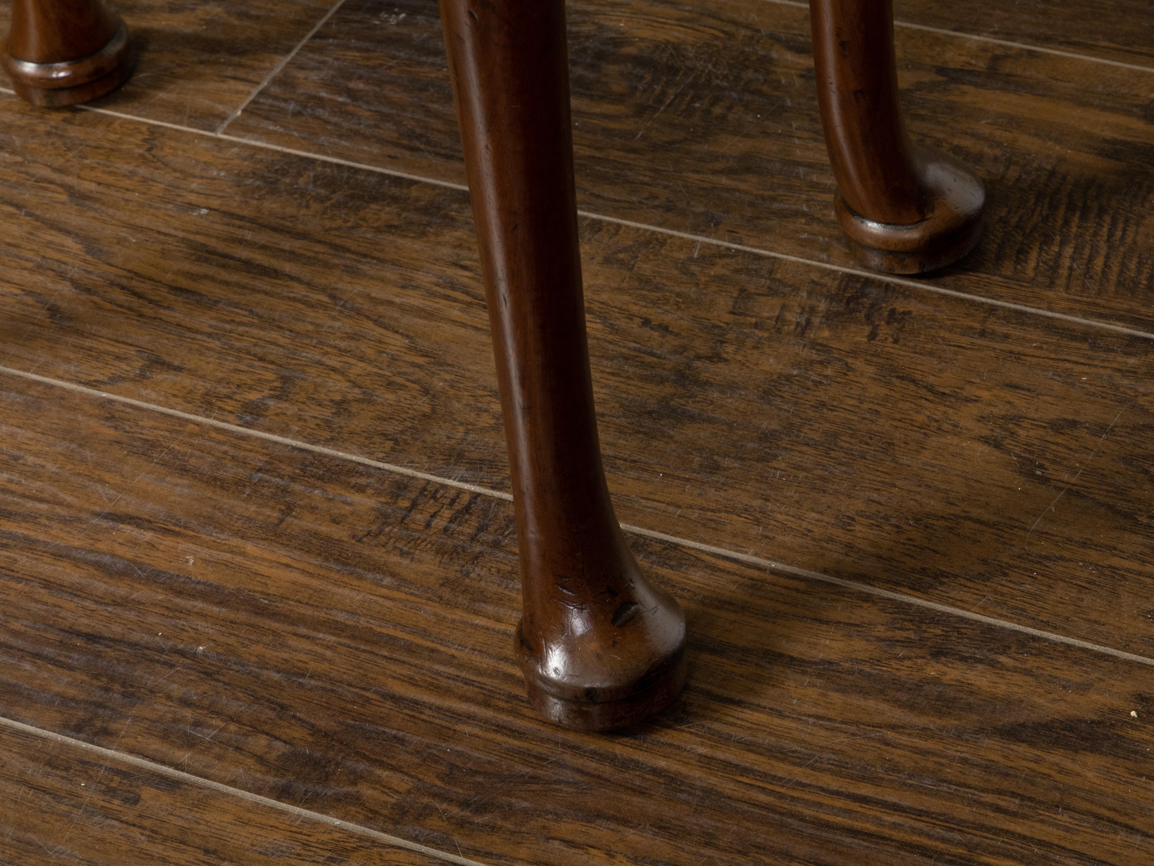 English 18th Century Georgian Period Walnut Console Table with Pad Feet For Sale 6