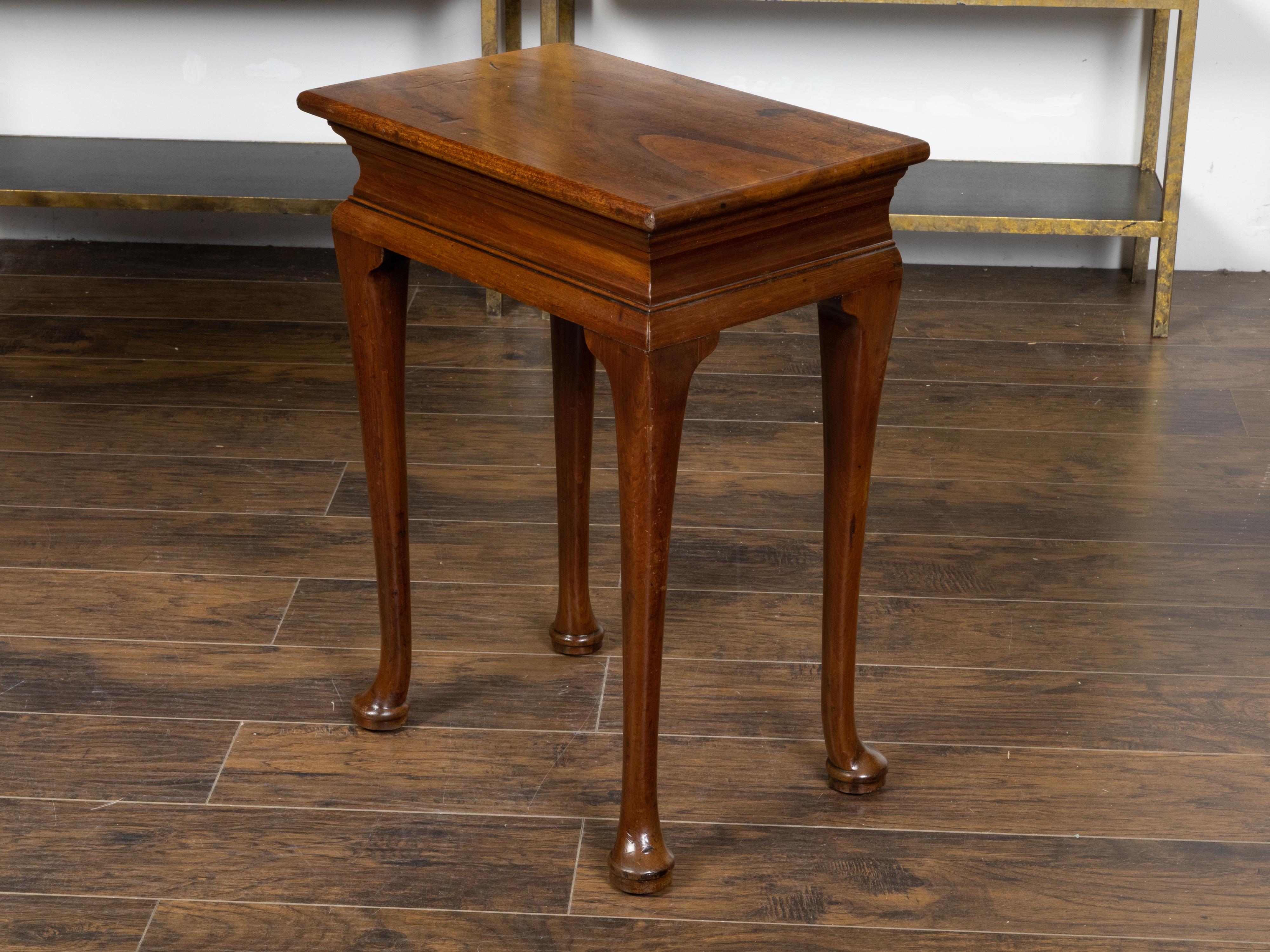English 18th Century Georgian Period Walnut Console Table with Pad Feet In Good Condition For Sale In Atlanta, GA