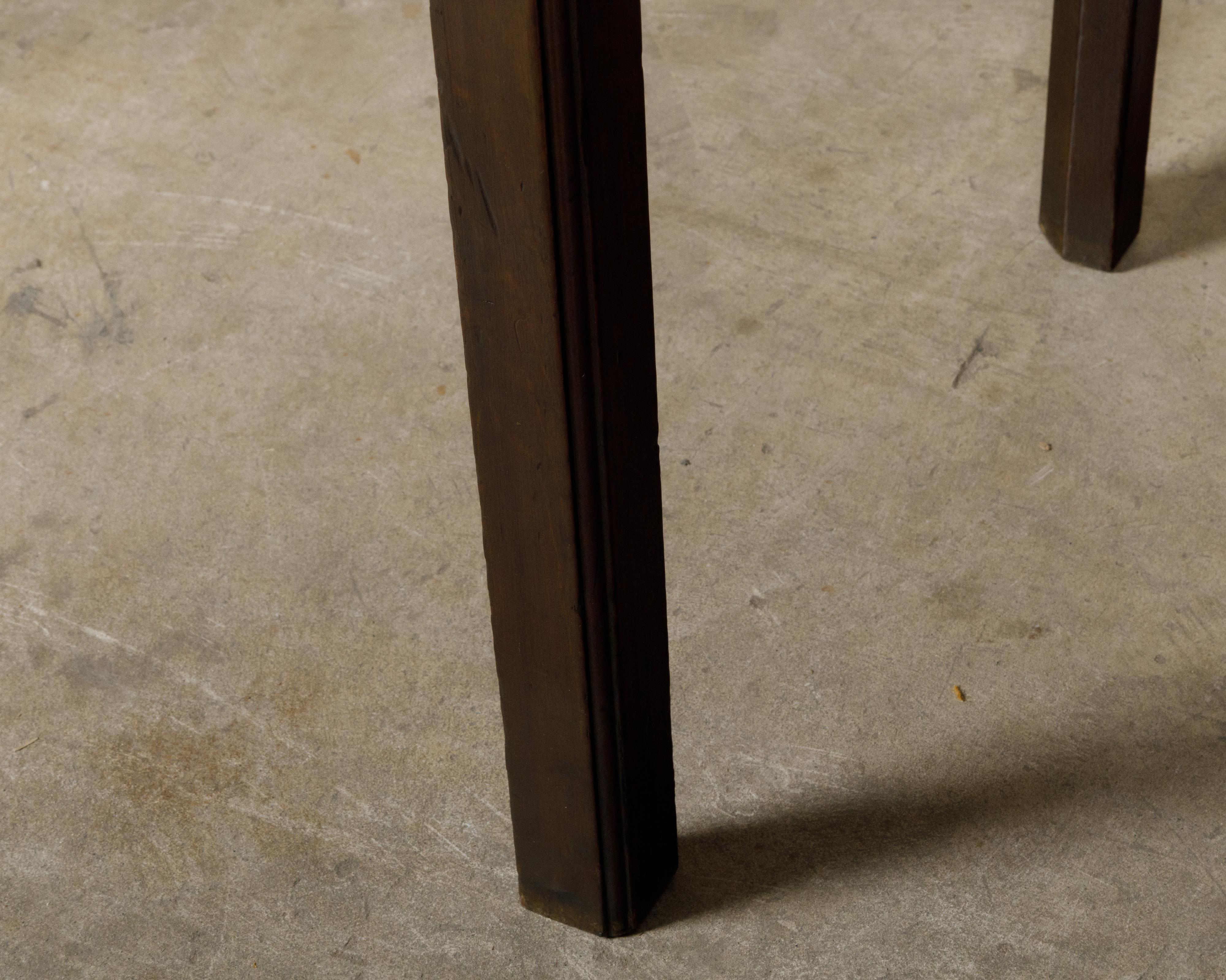Table d'appoint en noyer d'époque géorgienne anglaise du XVIIIe siècle avec un seul tiroir en vente 4