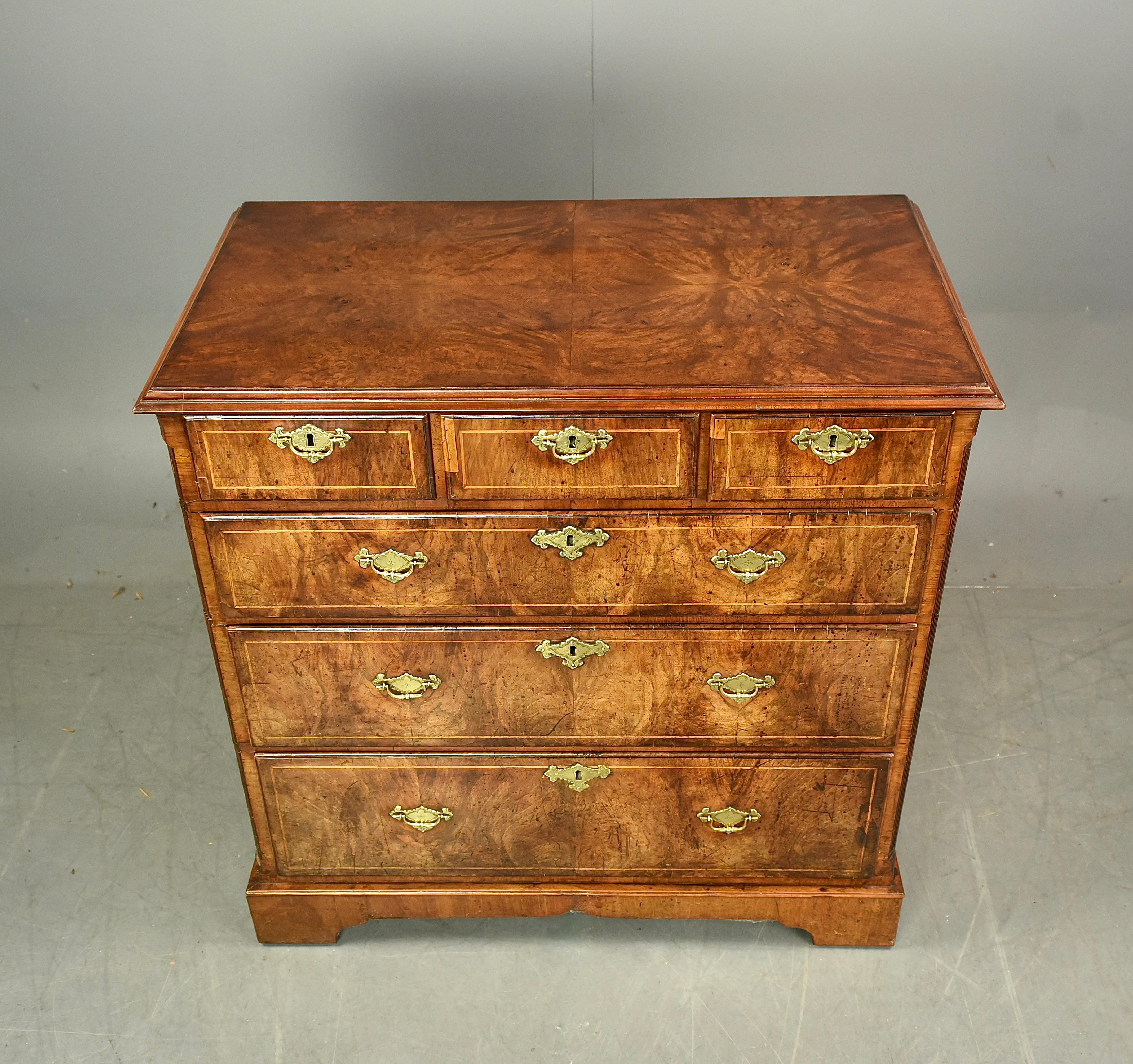 Walnut English 18th century Georgian walnut commode /chest of drawers 