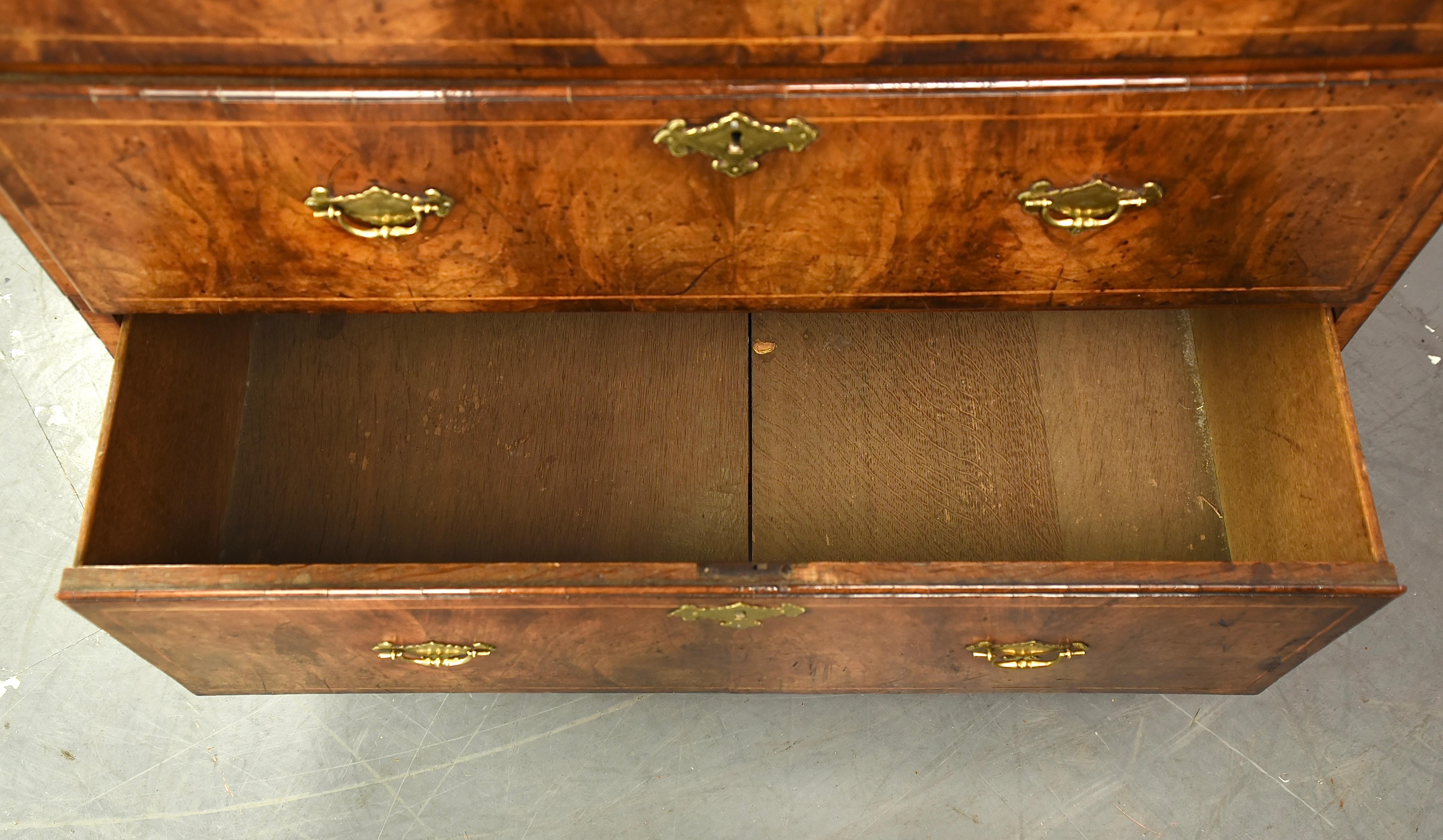 English 18th century Georgian walnut commode /chest of drawers  3