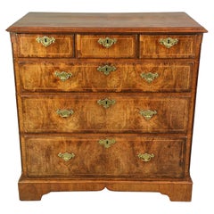 Antique English 18th century Georgian walnut commode /chest of drawers 