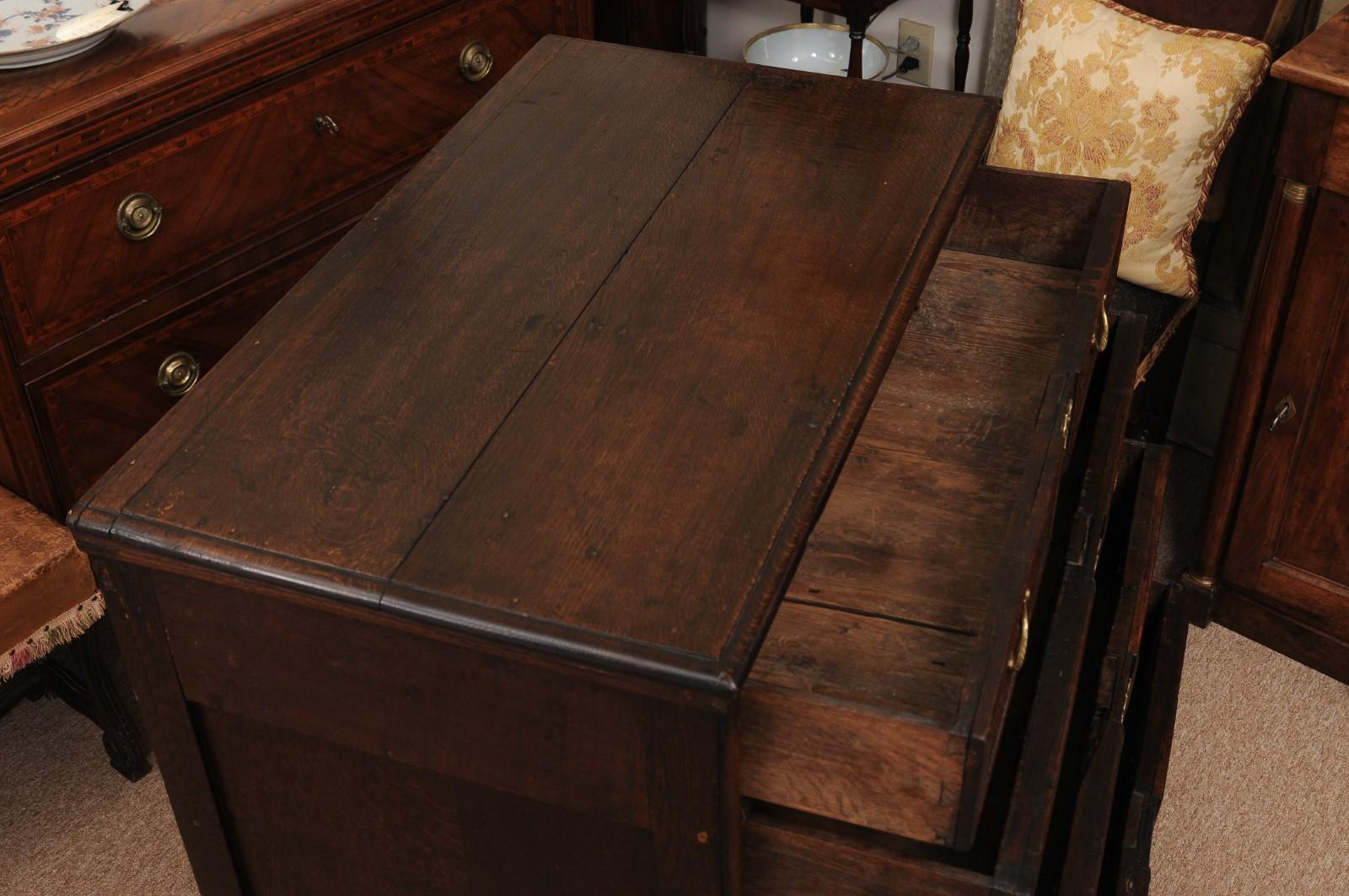 English 18th Century Jacobean Style Chest with 4 Drawers and Bracket Feet For Sale 2