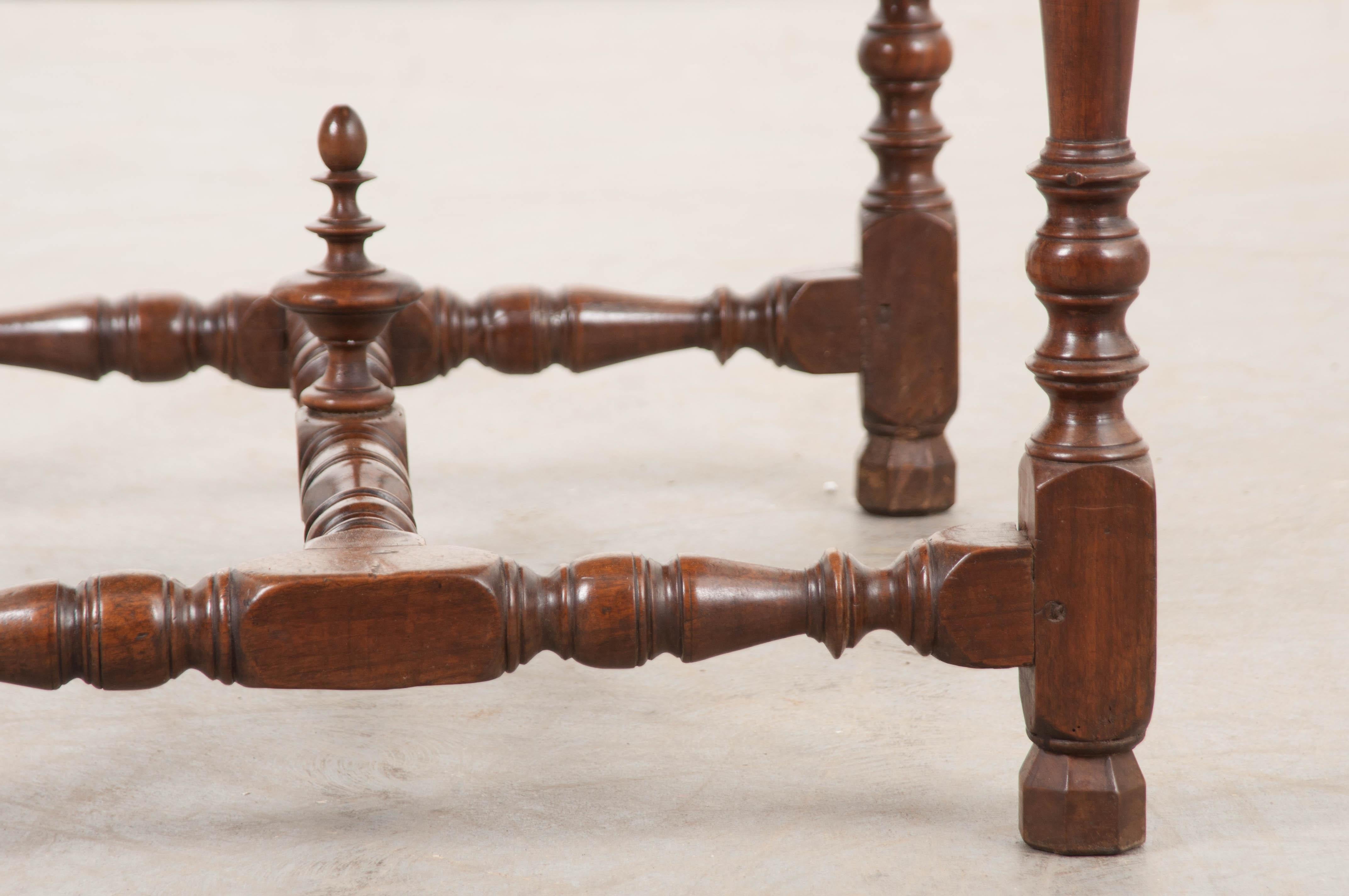 English 18th Century Jacobean-Style Oak Side Table For Sale 5