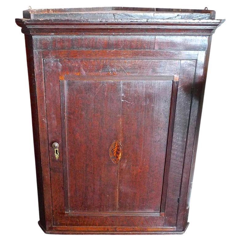 English 18th Century Oak Corner Wall Cabinet with Small Inlay and Two Shelves For Sale