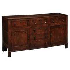 Armoire basse en chêne anglais du 18ème siècle