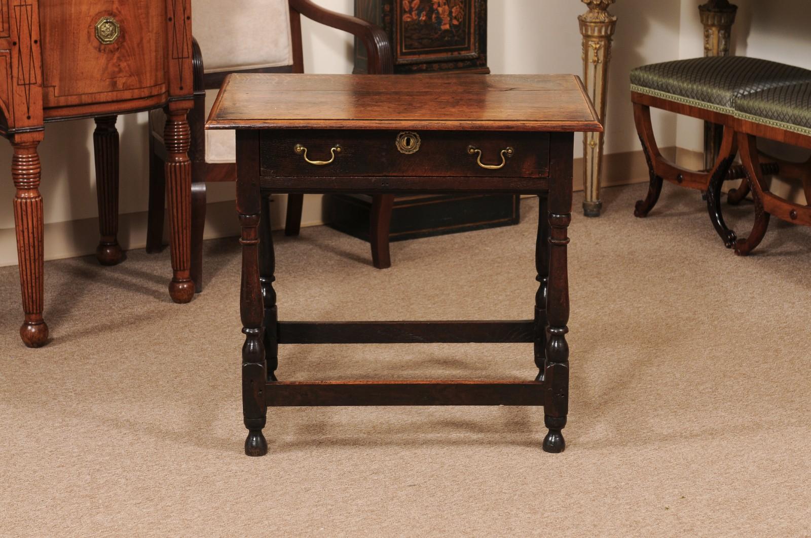 English 18th Century Oak Side Table with Drawer and Box Stretcher For Sale 9