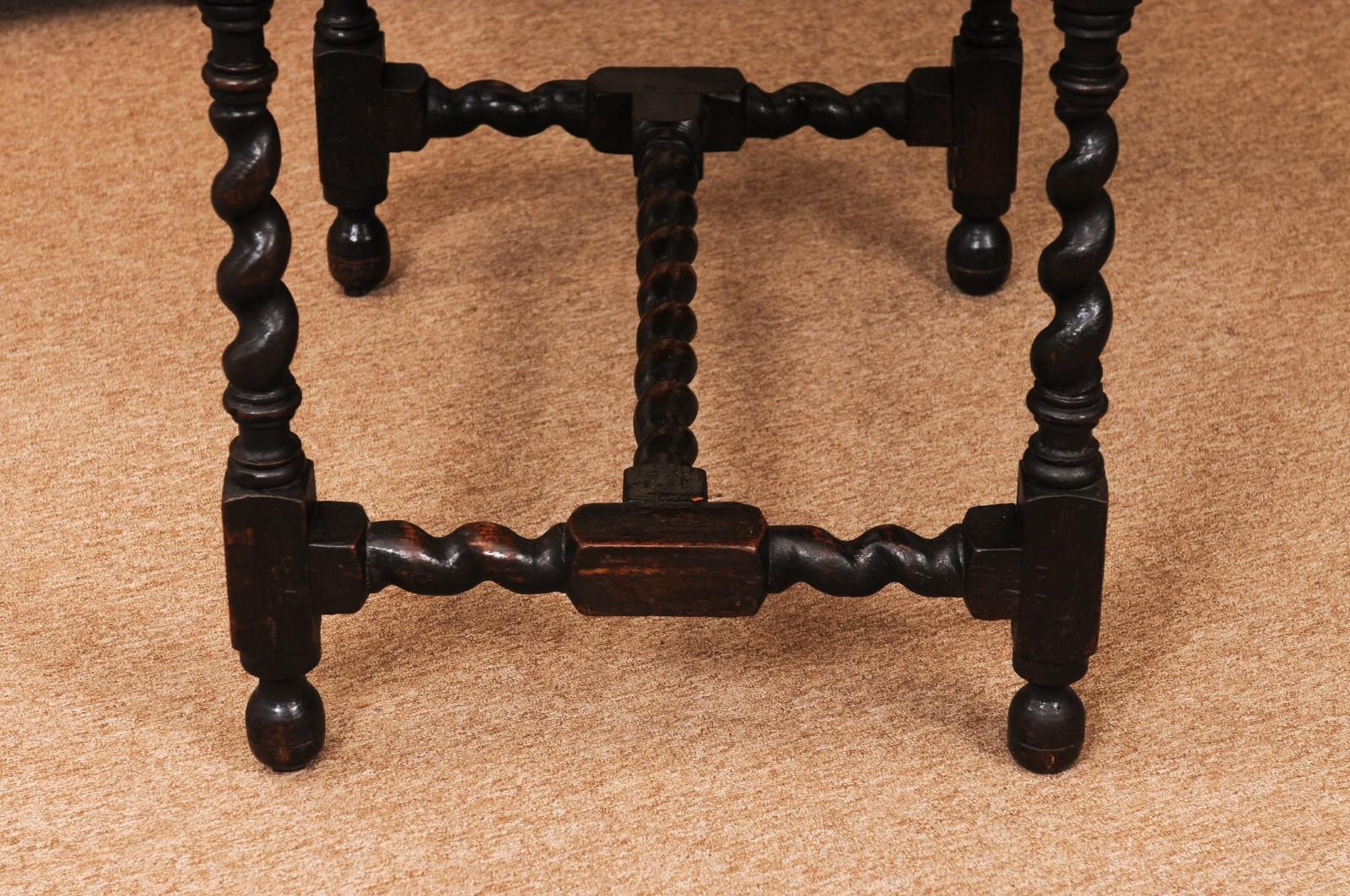 English 18th Century Oak Side Table with Drawer, Barley Twist Legs and Stretcher For Sale 8