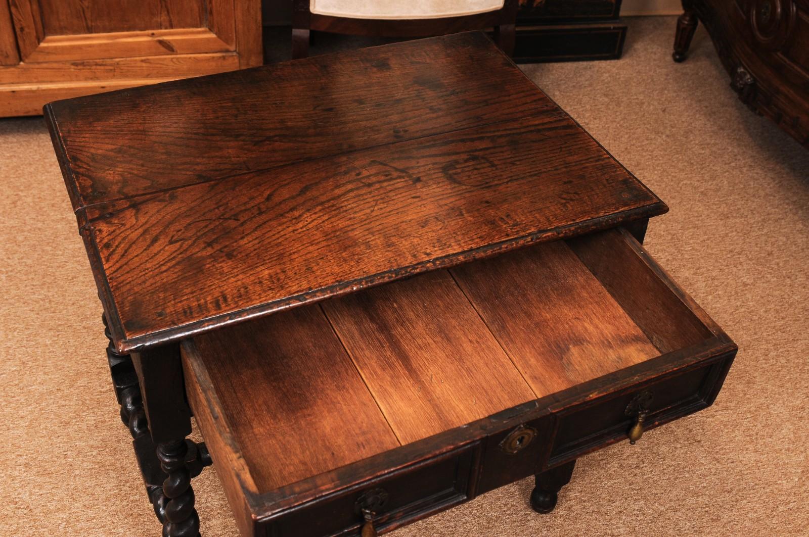 English 18th Century Oak Side Table with Drawer, Barley Twist Legs and Stretcher For Sale 2