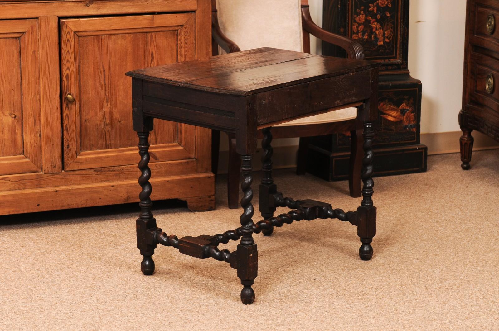 English 18th Century Oak Side Table with Drawer, Barley Twist Legs and Stretcher For Sale 6