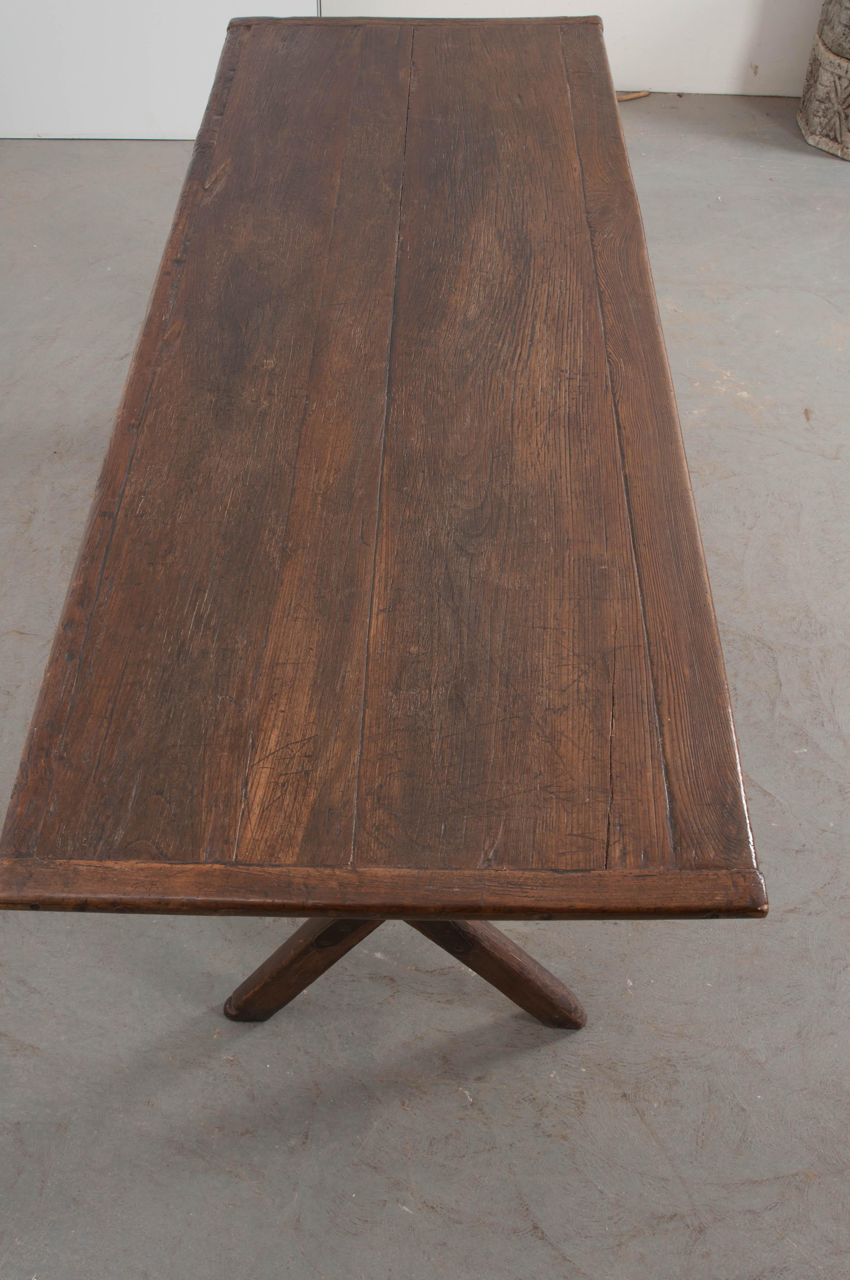 English 18th Century Oak Tavern Table In Good Condition In Baton Rouge, LA