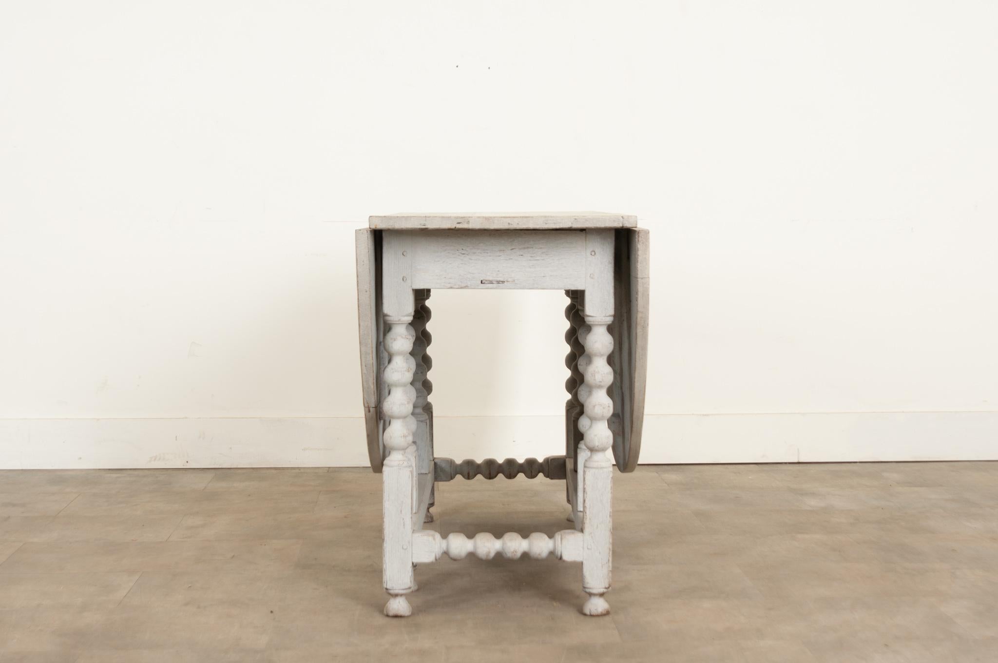 English 18th Century Painted Gateleg Table 10