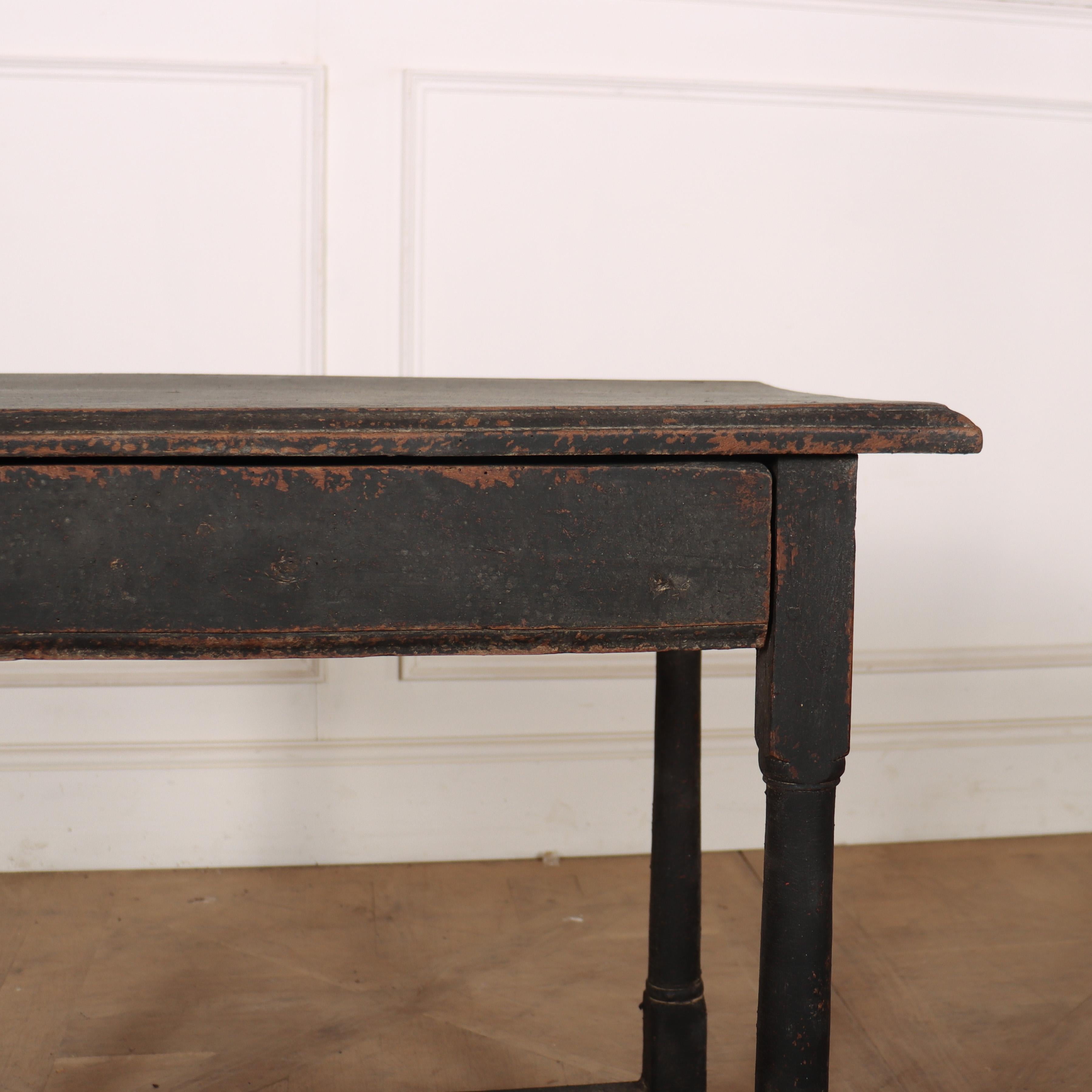 Mesa de lámpara pintada inglesa del siglo XVIII Jorge III en venta