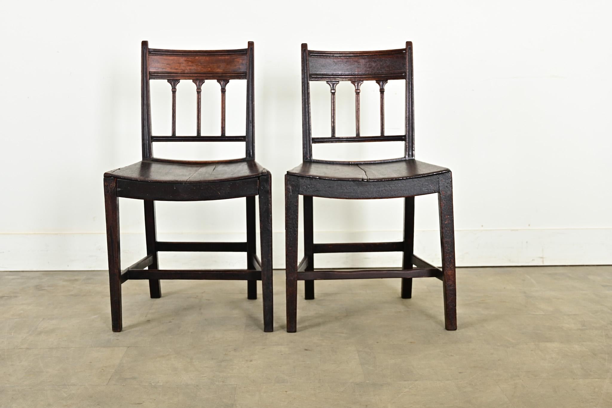 Georgien Paire de fauteuils d'appoint anglais George III du 18ème siècle en vente