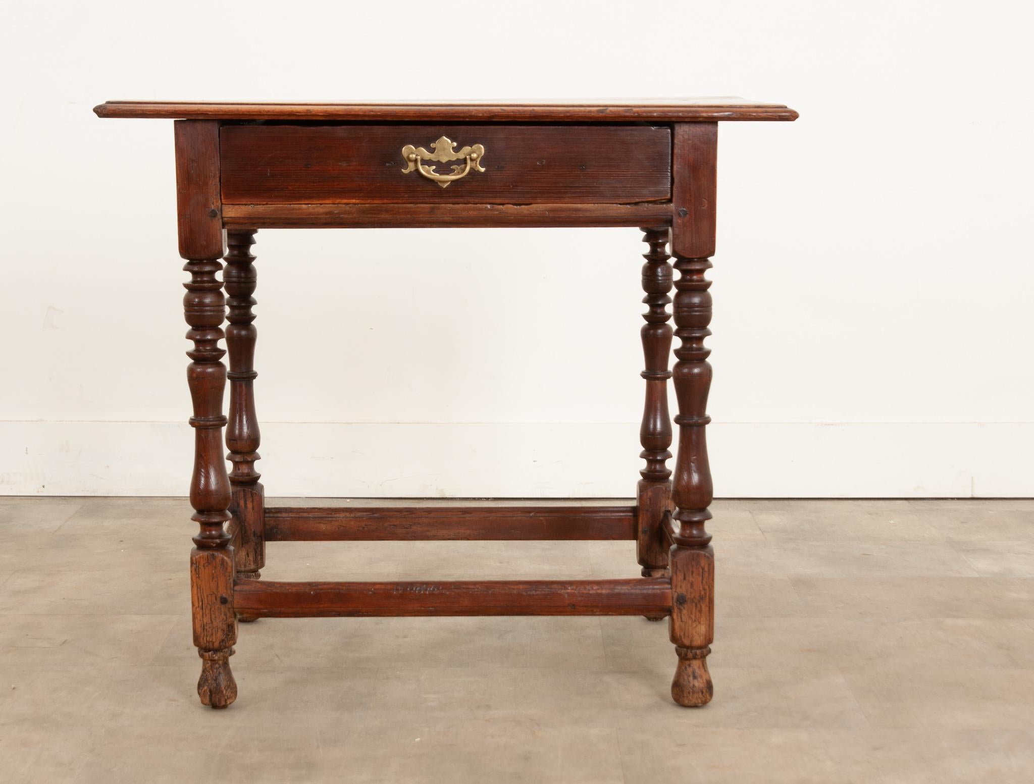 Georgian English 18th Century Pine Side Table For Sale