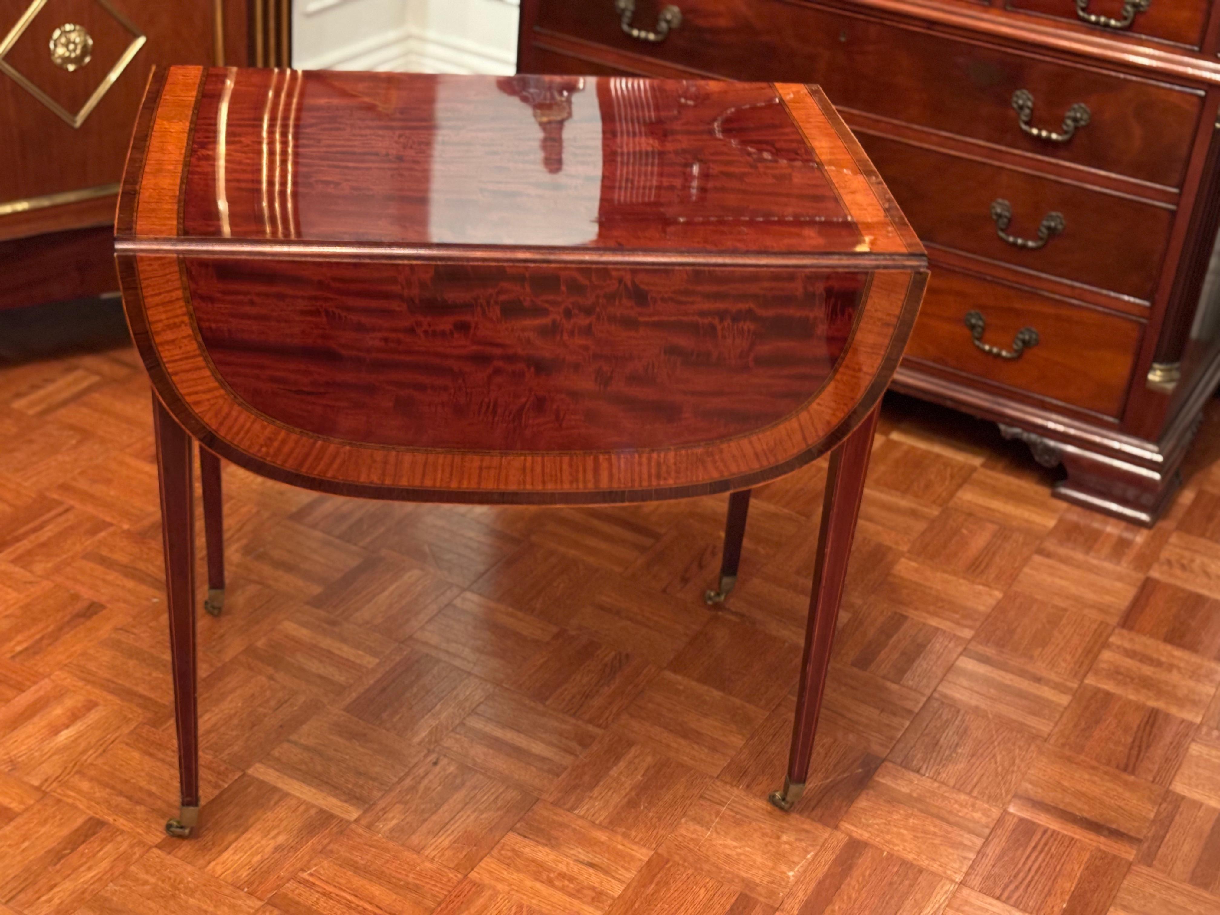 Table à abattant anglaise Sheraton Pembroke du 18ème siècle en vente 1