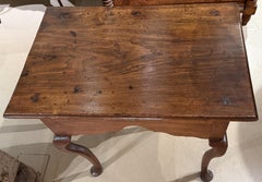 English 18th Century Walnut Queen Anne Tea Table