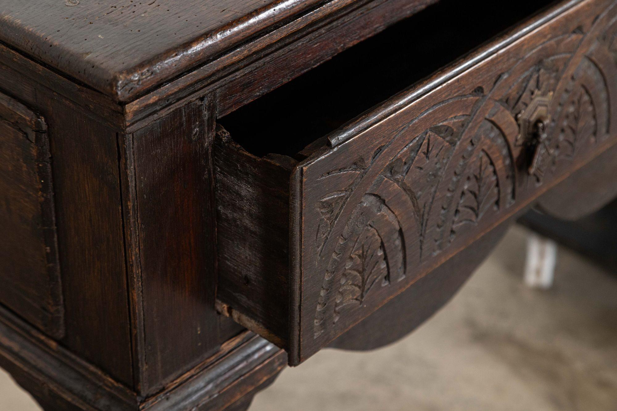 Base per comò inglese in Oak del XVIII secolo in vendita 3