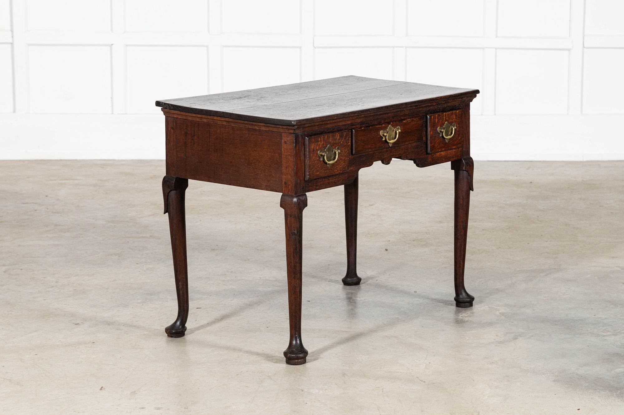 circa 1780
English 18thC Oak Low Boy Side Table
sku 2146
W85.5 x D52.5 x H71 cm
Weight 19Kg