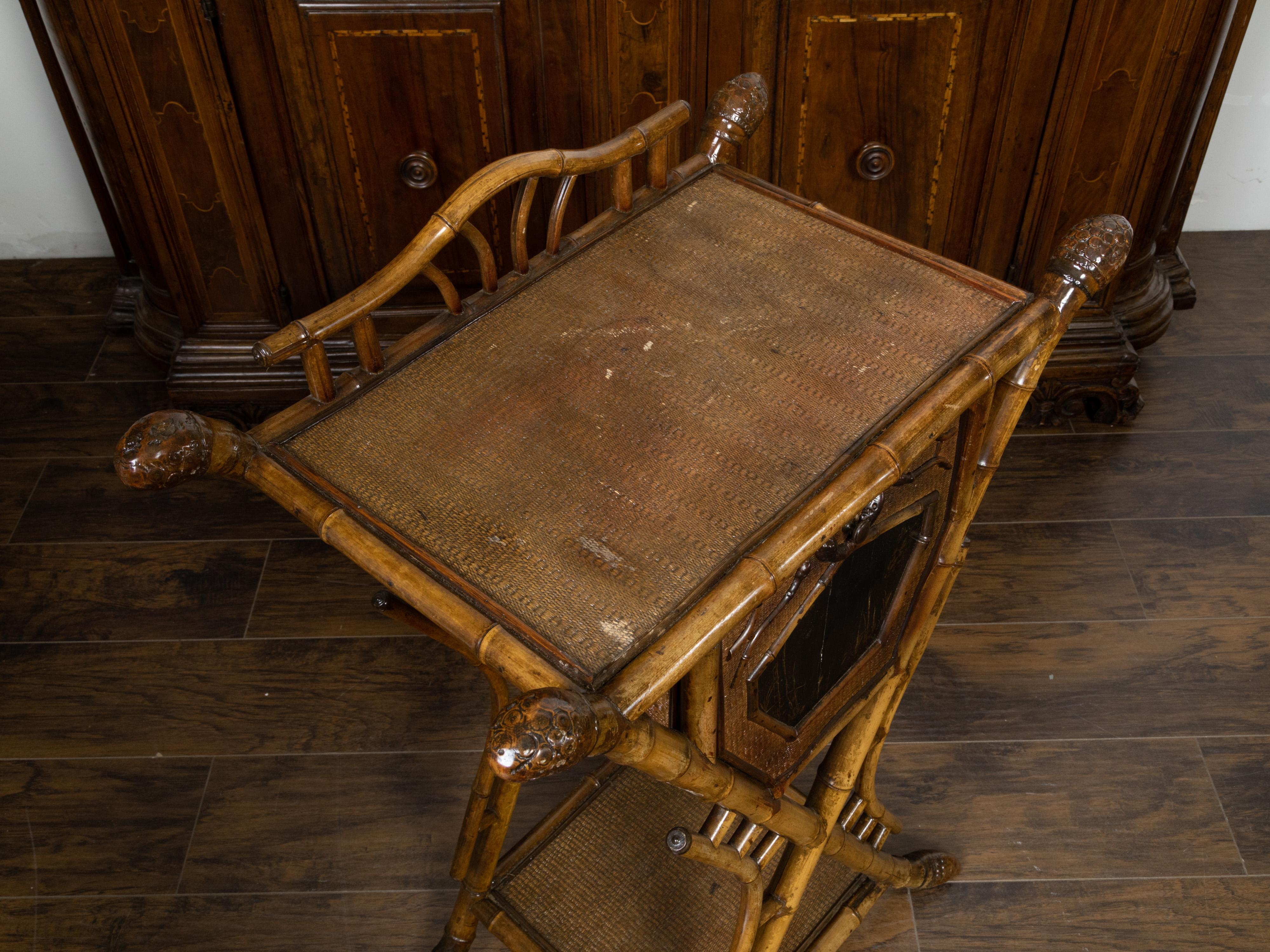 20th Century English 1900 Bamboo Side Table with Chinoiserie Decor and Rattan Accents For Sale